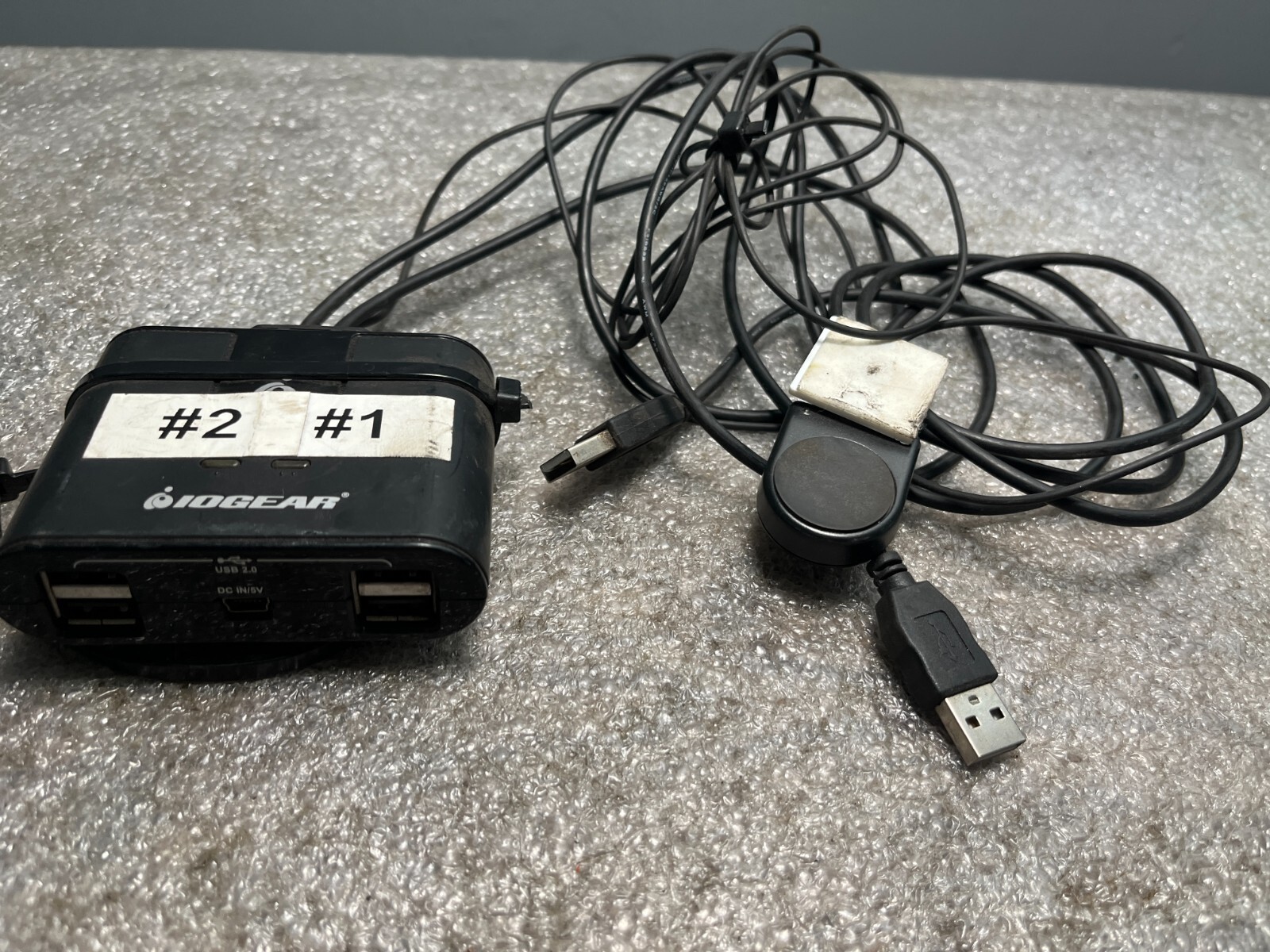 IOGEAR 2x4 2.0 Peripheral Sharing Switch GUS402