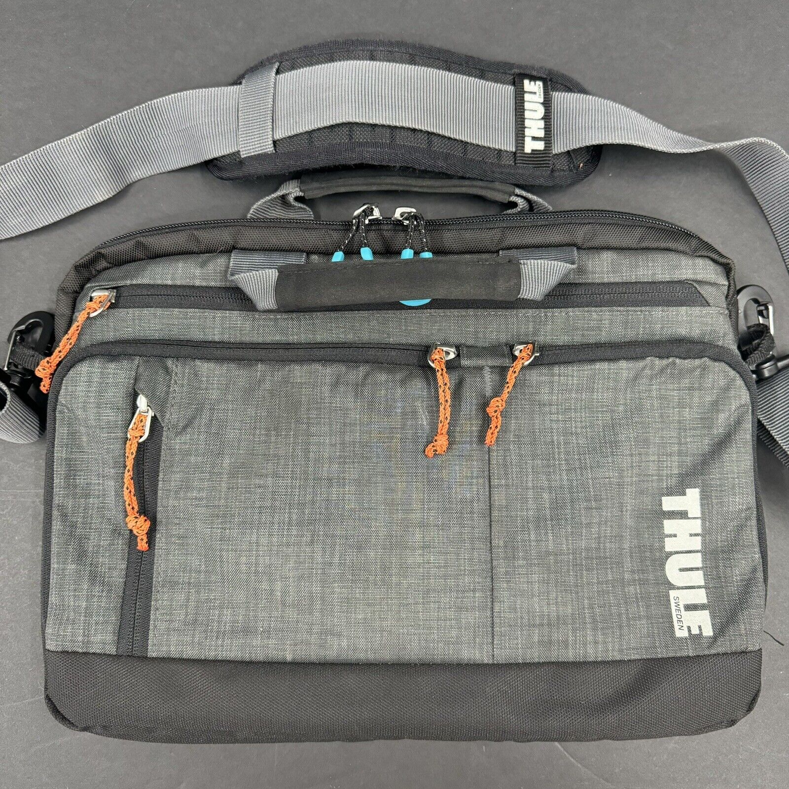 Thule Stravan Deluxe Style Laptop Tablet Bag Sleeve 13