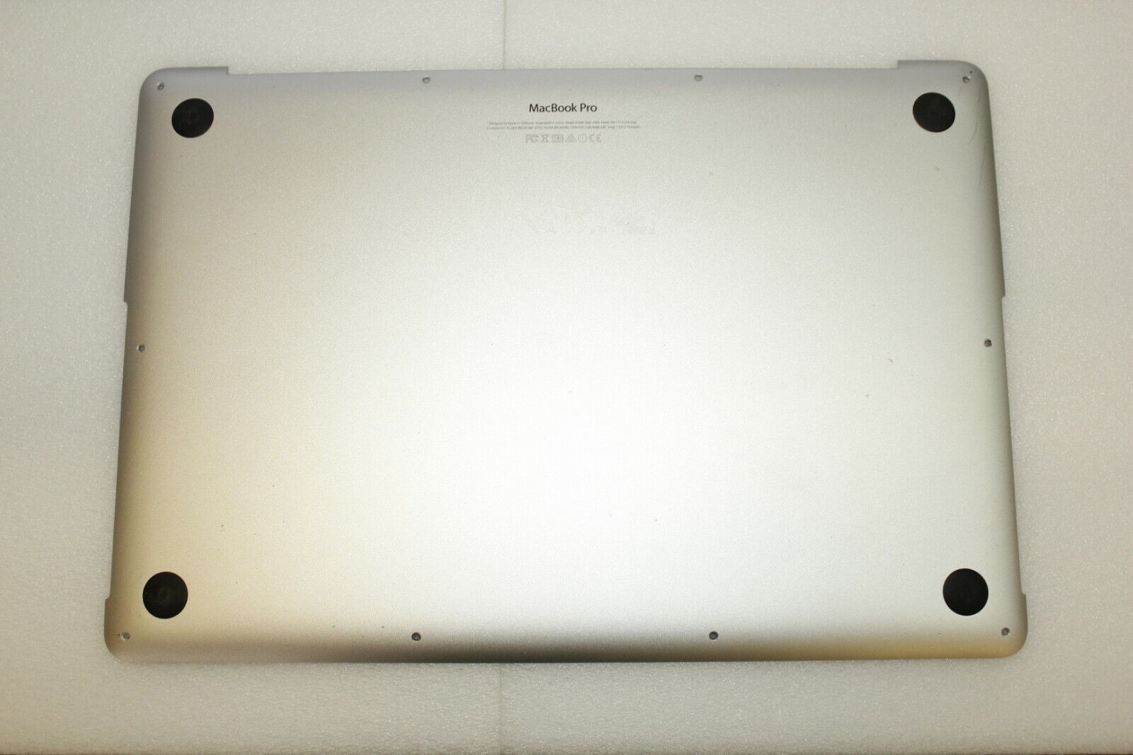 Genuine Apple Macbook Pro A1398 2015 Laptop Bottom Case P/N 604-03480-A