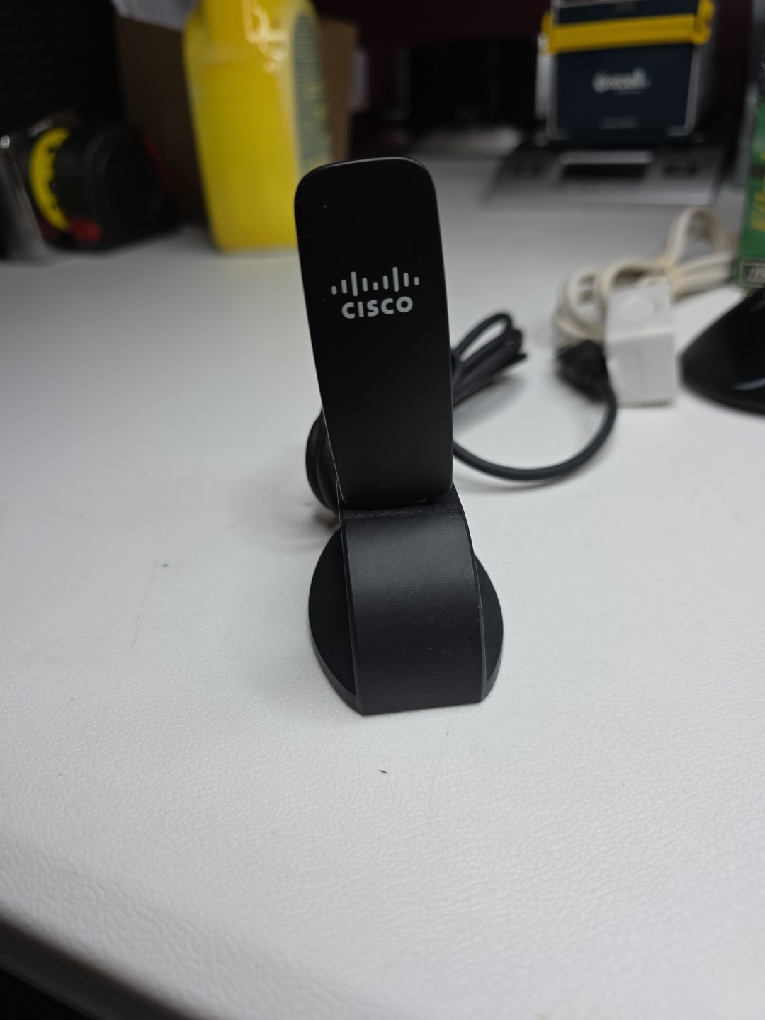 Factory Cisco Linksys AE2500 Dual-Band Wireless-N USB (AE2500RM) Wireless...
