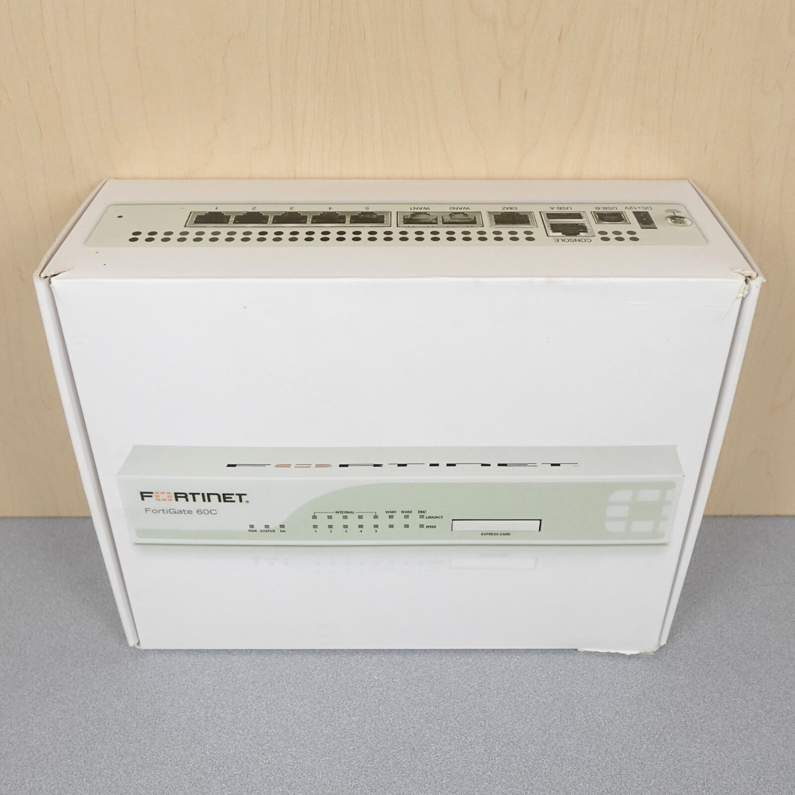 Fortinet FortiGate 60C Network Security Firewall FG-60C w/Box and Cables