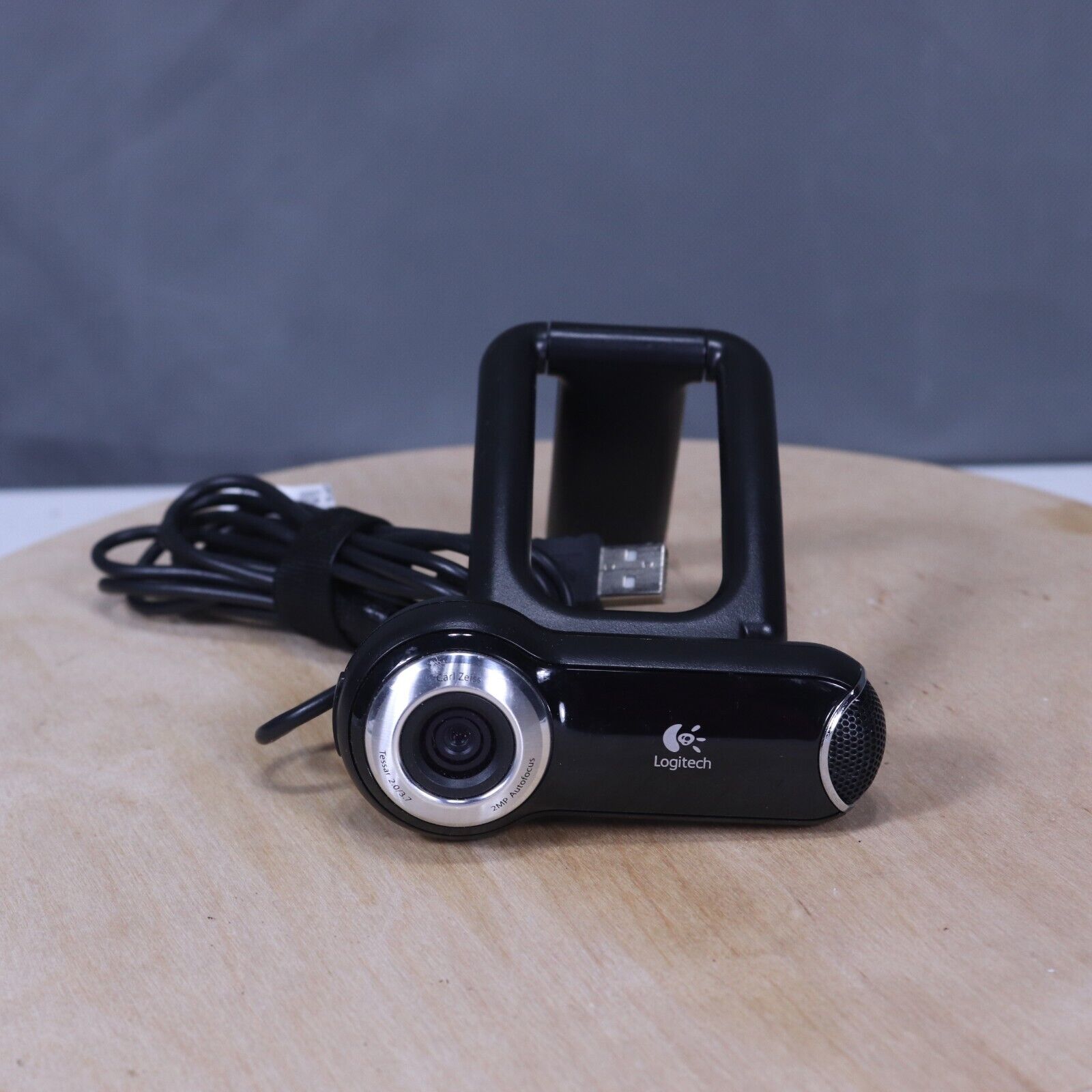 Logitech Webcam Pro 9000 with Carl Zeiss 2MP Autofocus Lens & Microphone Vintage