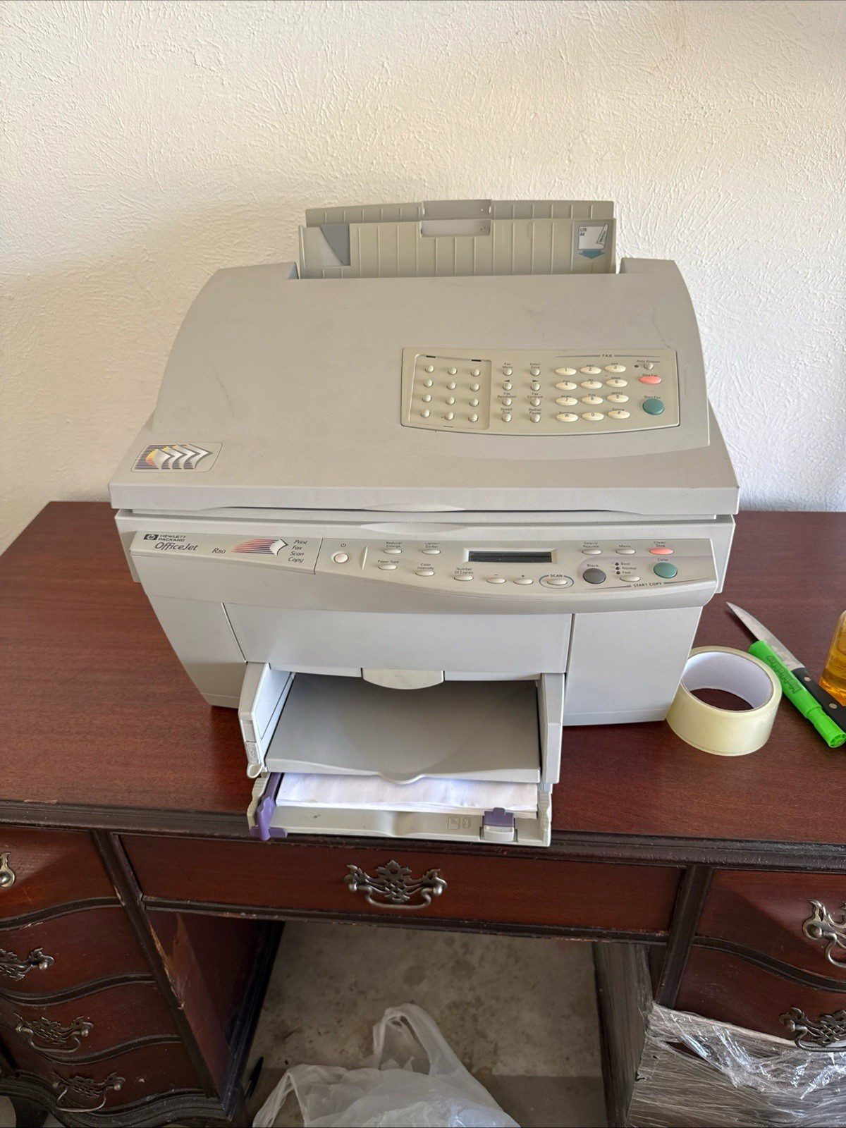 Vintage HP OfficeJet R80 All-in-One Printer & Scanner - Retro Office Equipment