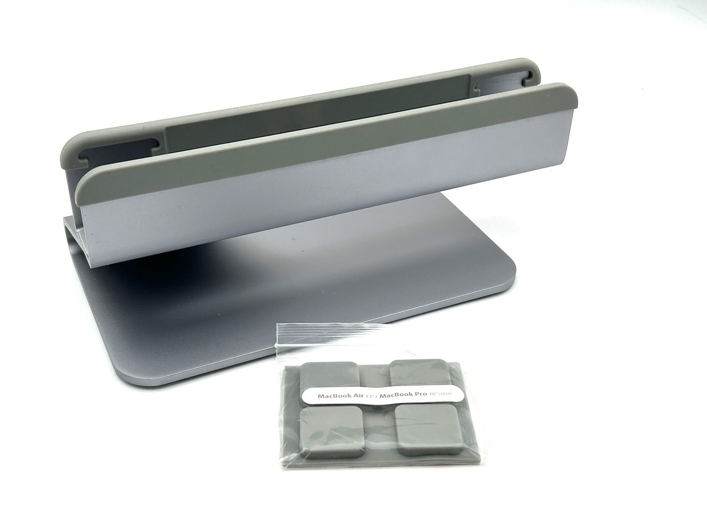 RainDesign mTower Vertical Laptop Stand - Silver with inserts for MacBook Pro