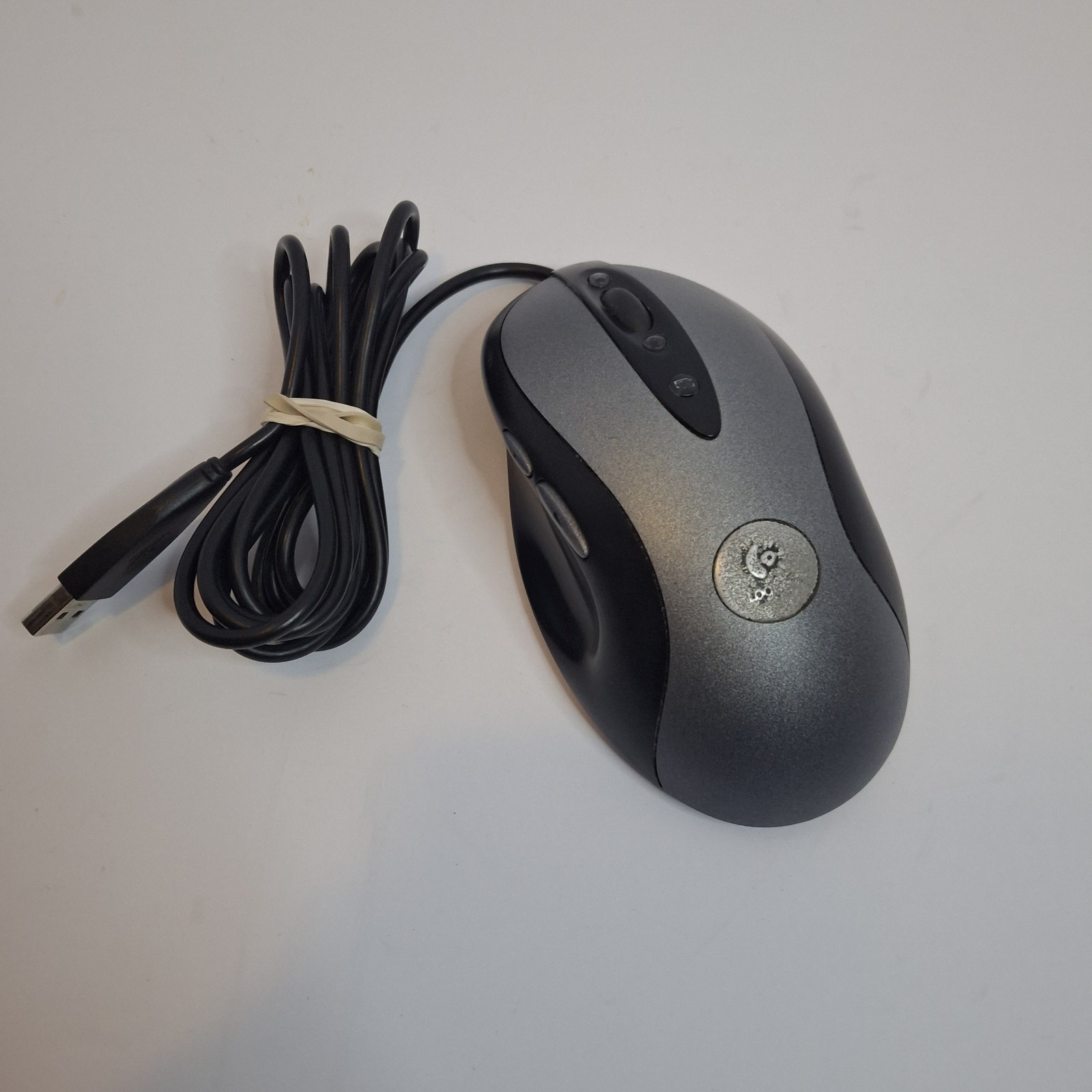 Logitech MX500 Optical Mouse Gaming Silver Black 8 Buttons - Tested Working
