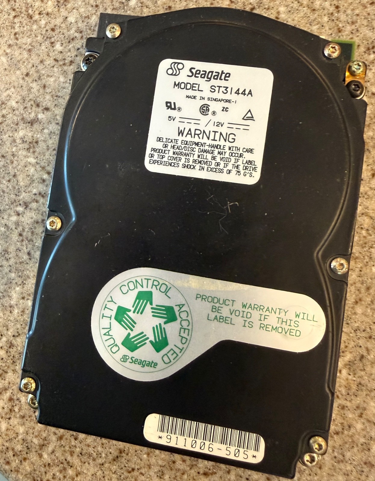 SEAGATE ~ Model ST3144A 130Mb 3.5" IDE Hard Drive 911006-505