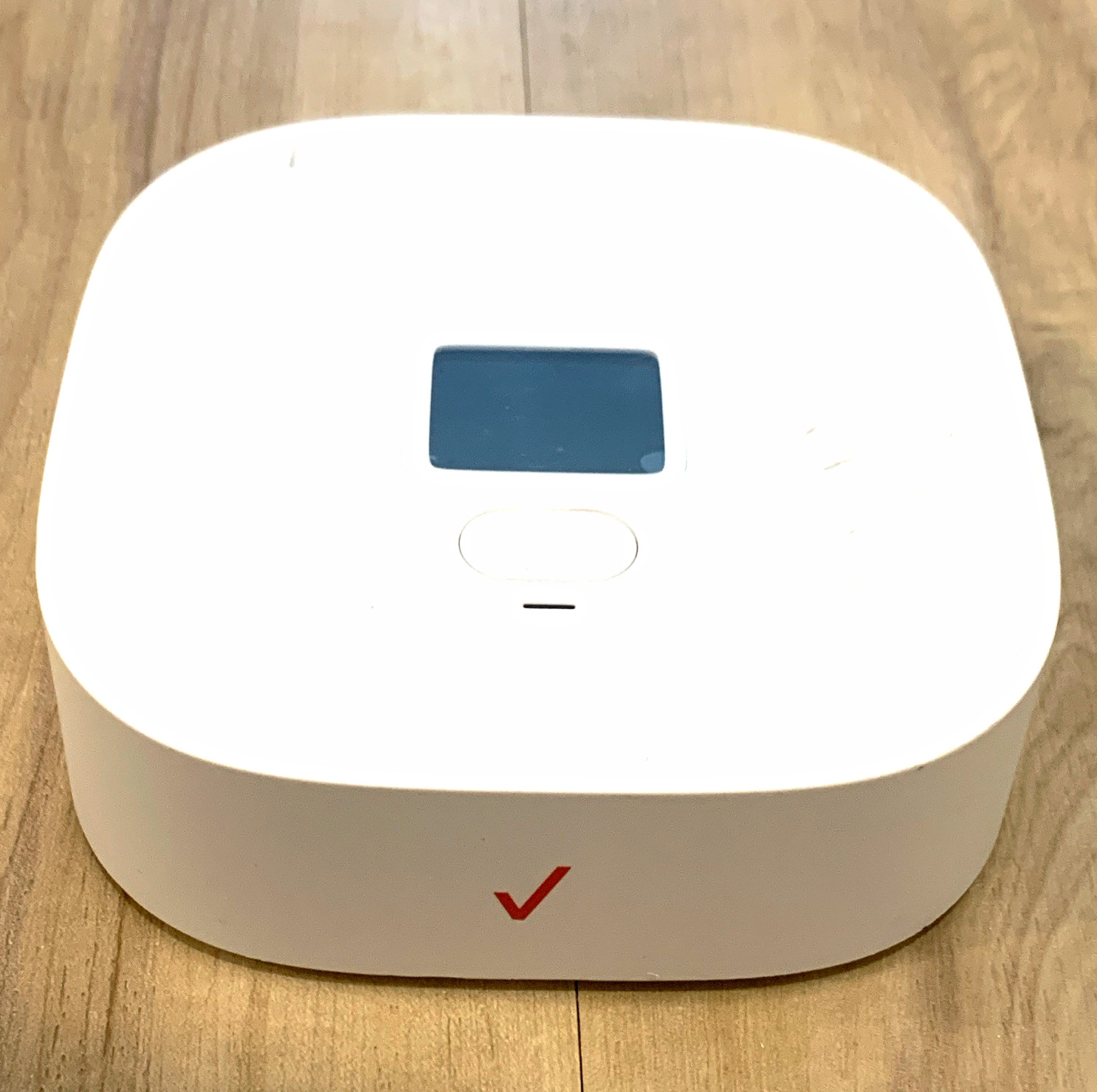 Verizon LVP2 Wireless Home Phn Base Unit WHPLVP2 White 1-Line unit only untested