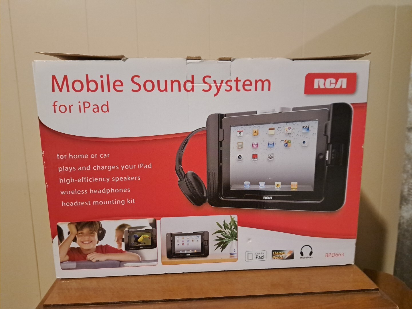 RCA RPD663  Wireless Mobile Sound System For iPad 