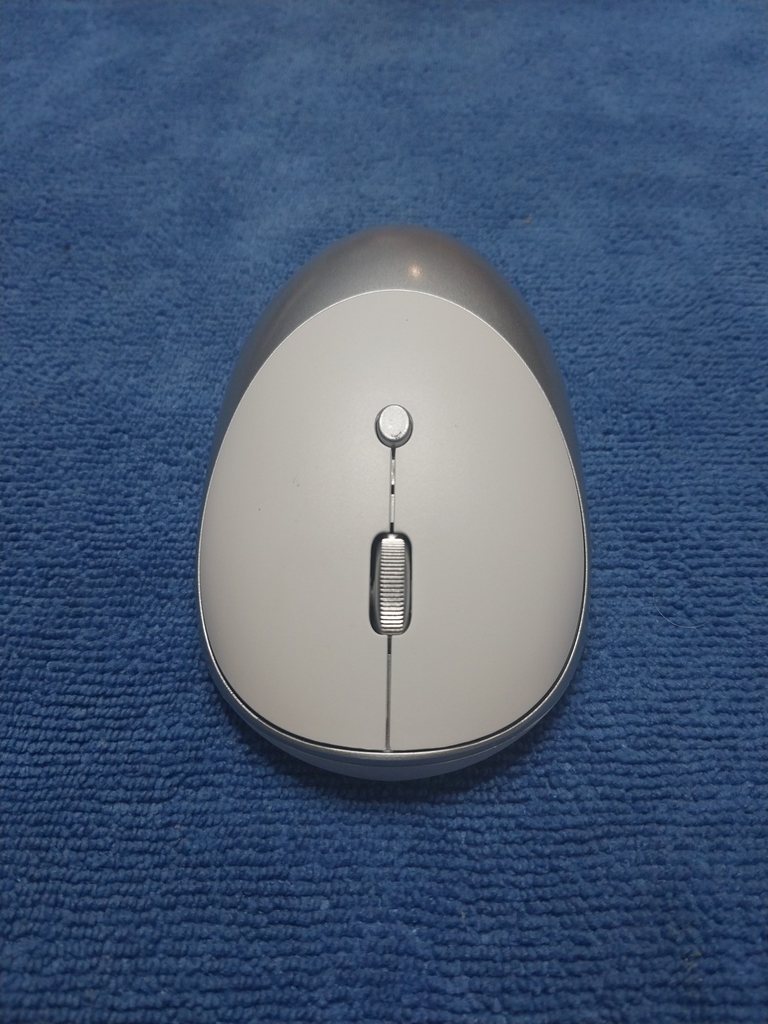 Wireless  Slim Mouse For Laptop/PC/MacBook  Usb 2.4 GHZ/BT Model P 1  White