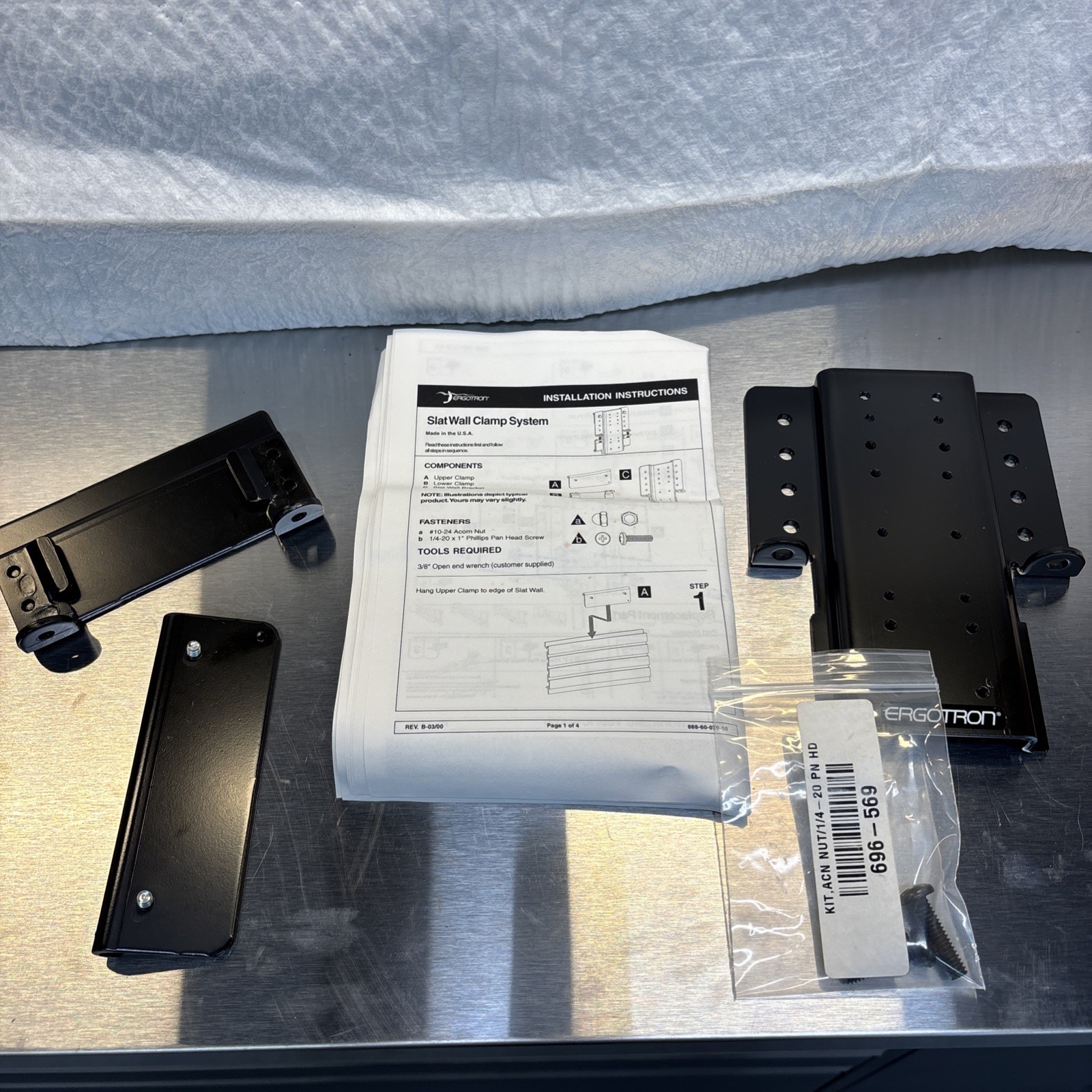 Ergotron 60-293-009-01 Slat Wall Mount Bracket