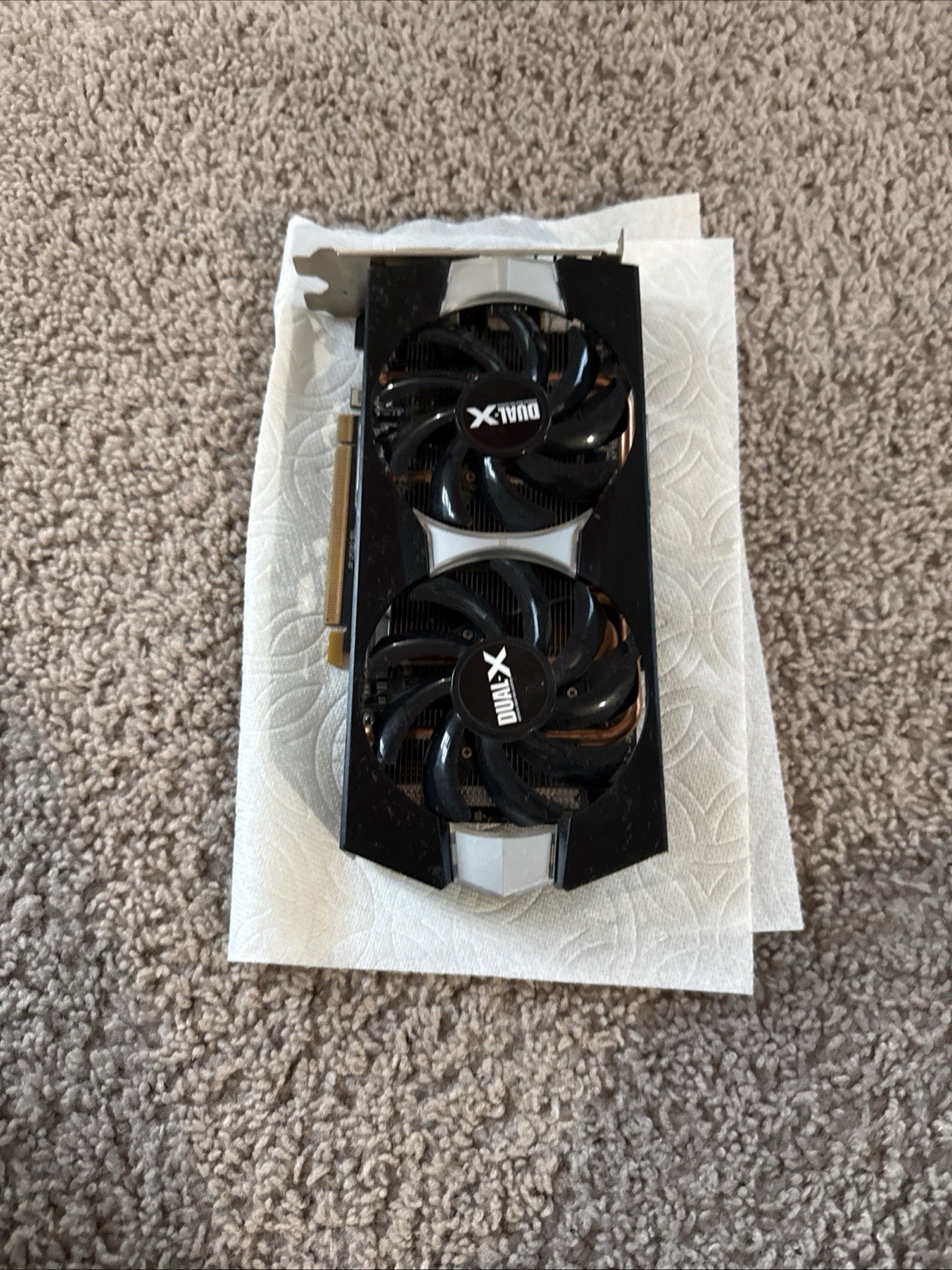 XFX AMD Radeon PCIe x16 Graphics Card DirectX OpenGL Dual Fan Heatsink