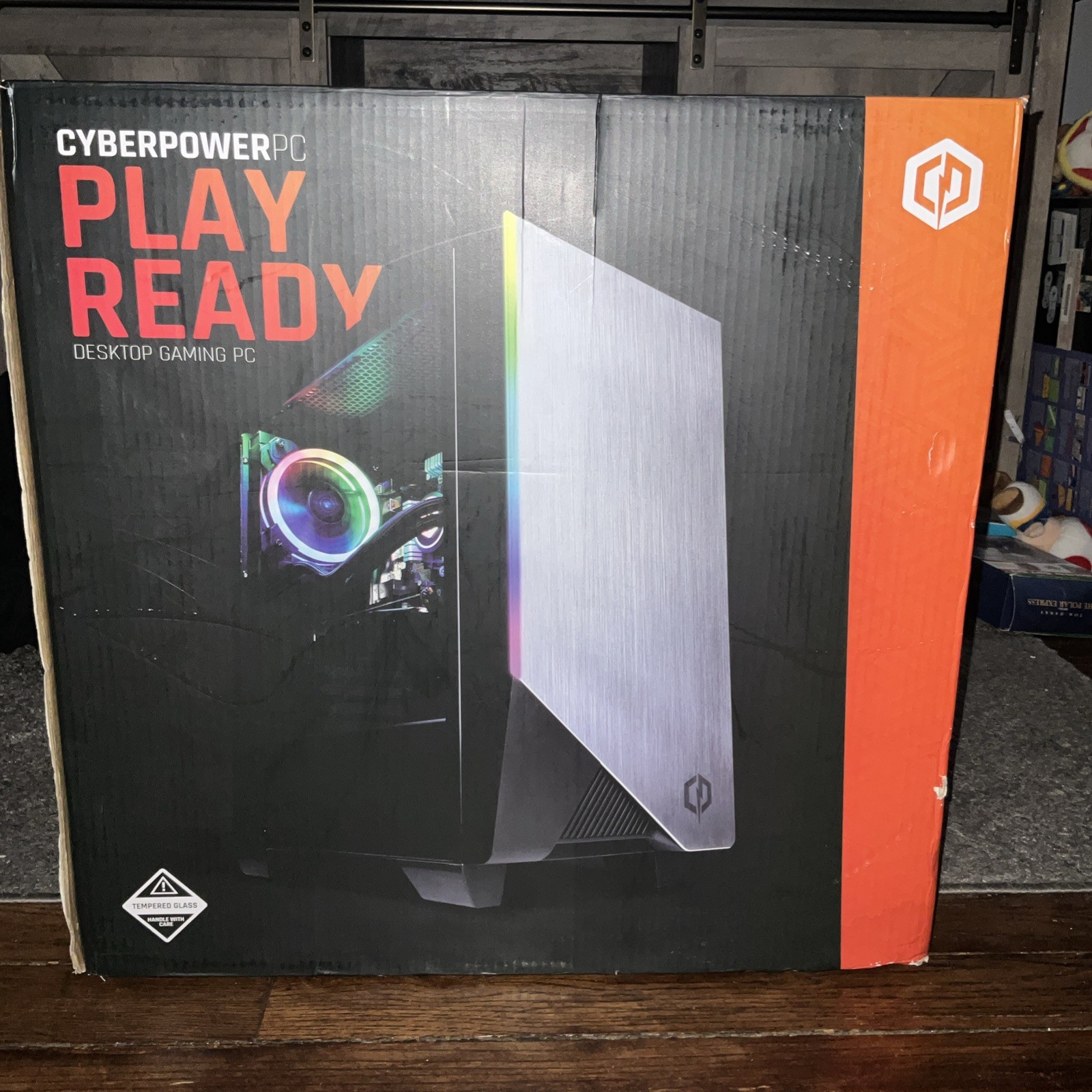 CyberPowerPC Desktop (1TB HDD+240GB SSD, Ryzen 7 3700X, 16GB RAM) 