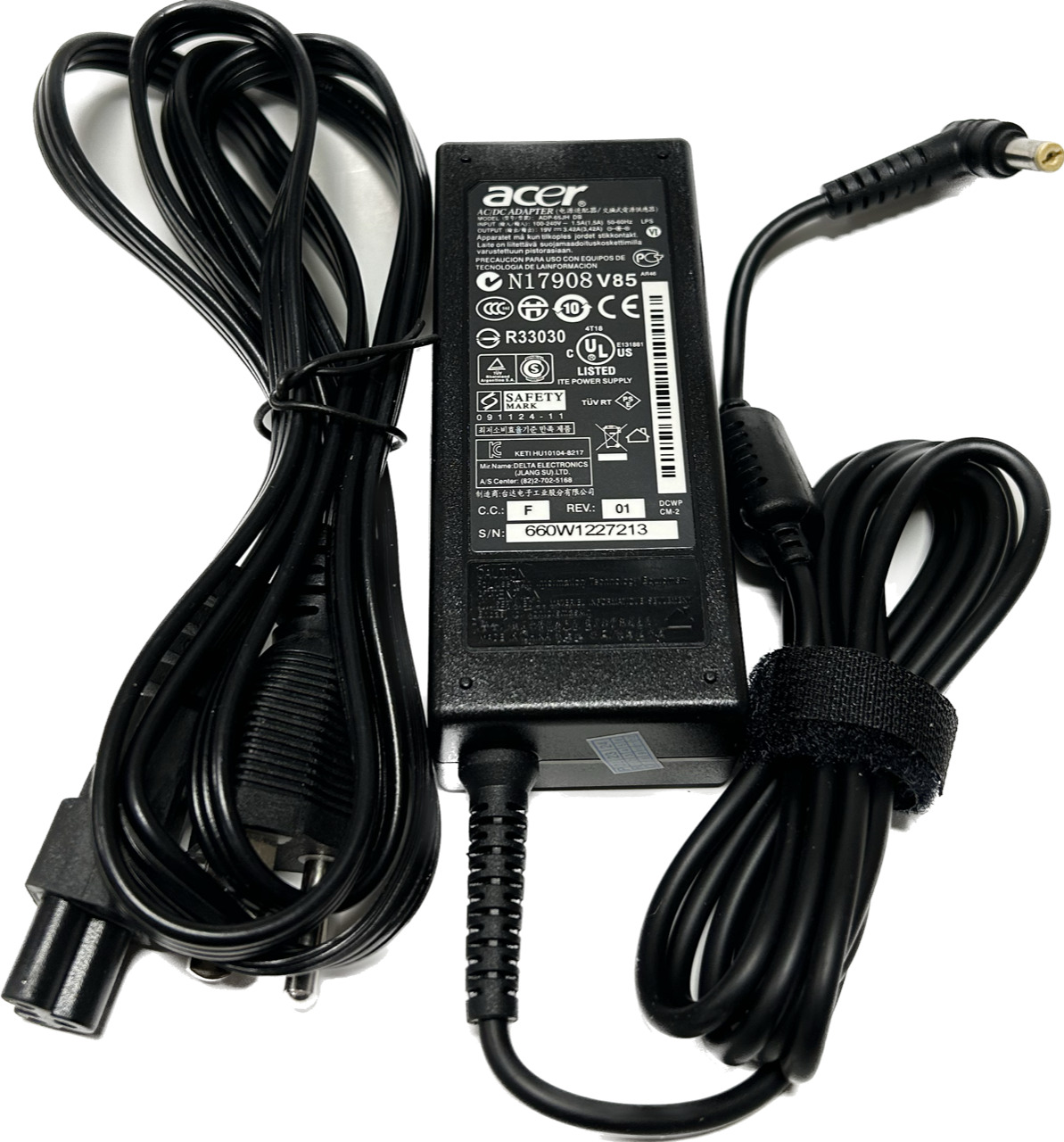 Genuine AC Adapter Charger New Acer Aspire5516 7560 7560G AS5250-0895 5733-4445