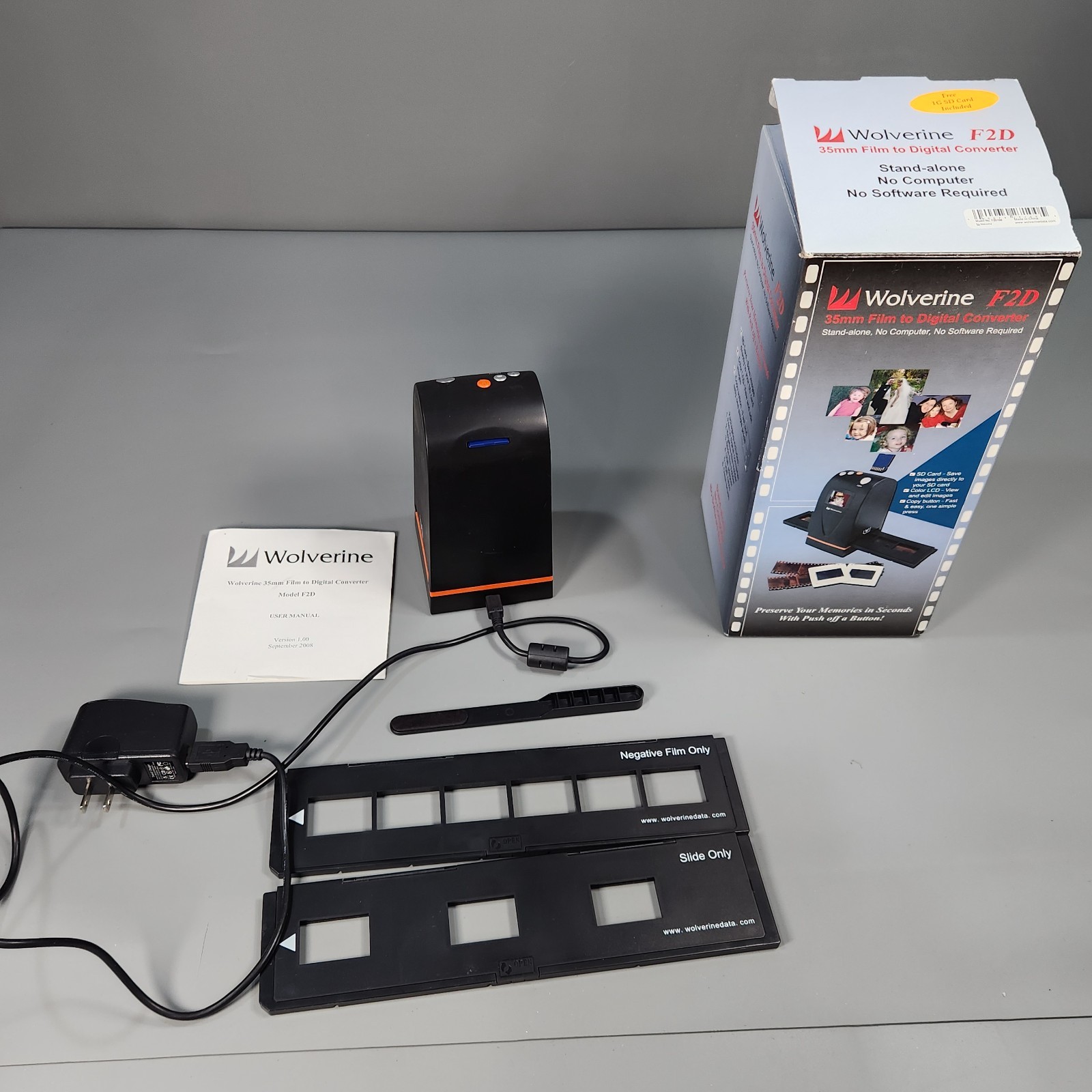 Wolverine F2D 35mm Slide Negative Film to Digital Converter Tested w Box SD Card