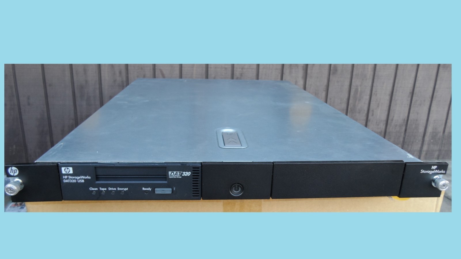 HP HPE 1U Enclosure with ONE DAT320 SAS  DAT 320 AE459B 403721-003 