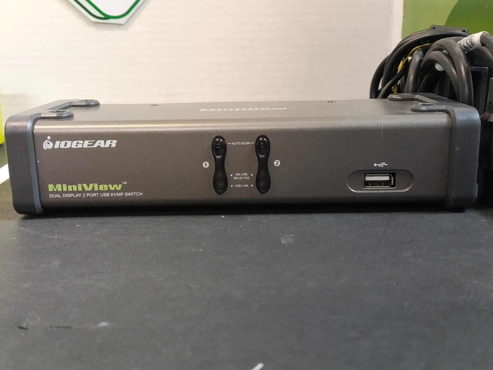 IOGEAR GCS1742 MiniView Dual Display 2-Port USB KVMP Switch w/ Audio (9A/B1) A