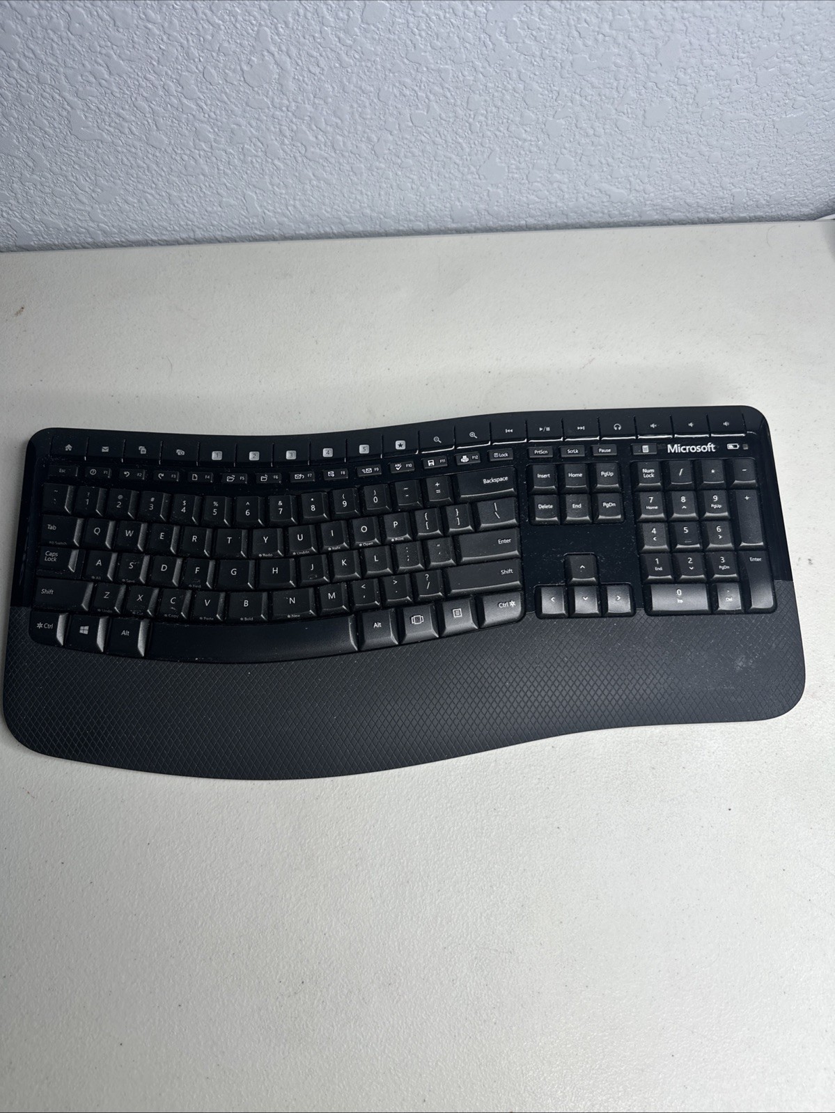 Microsoft Comfort Desktop 5050 Wireless Keyboard Only No Dongle