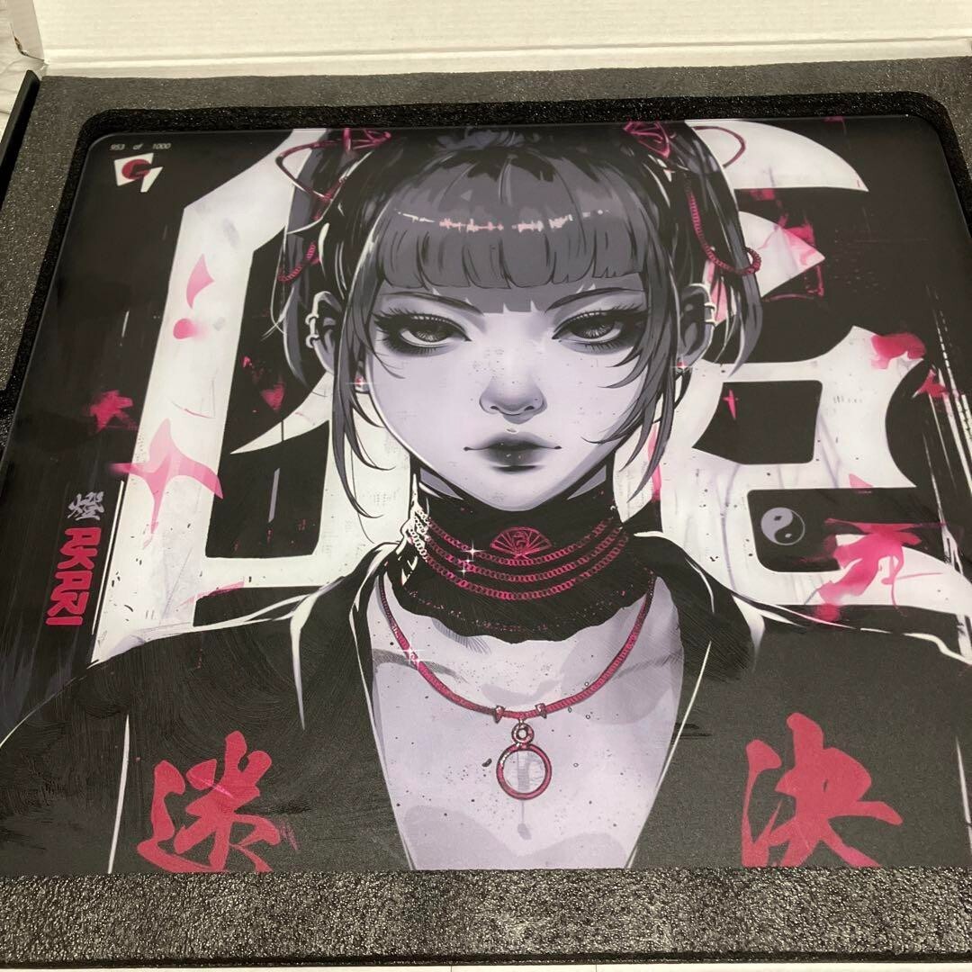 GLSSWRKS Akari Premium Glass Mousepad Gold Color Limited Gaming Mouse Pad Used