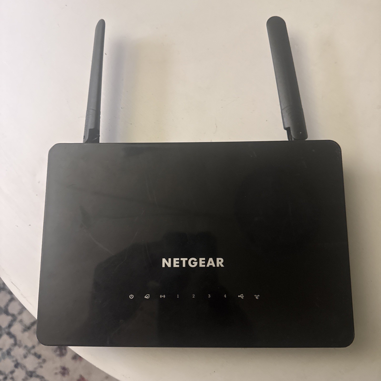 NETGEAR R6220 AC1200 Smart Wi-Fi Router tested & working 4 port