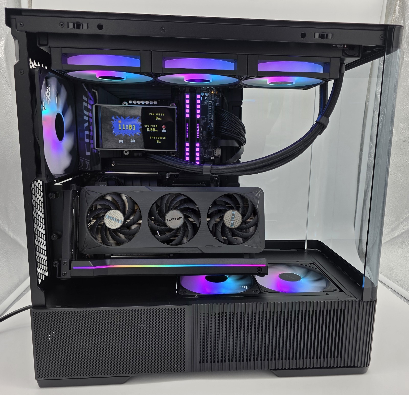 GIGABYTE GAMING PC B860M | CORSAIR RAM DDR5 32GB | GEFORCE RTX 5060 8GB EAGLE