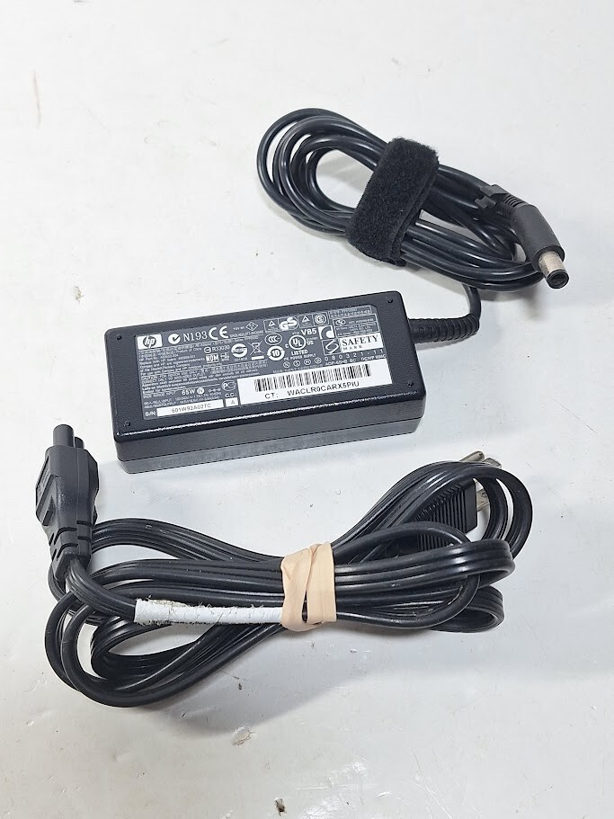 Genuine 65W HP AC Adapter PPP009D 463552-004 463958-001 18.5V 3.5A