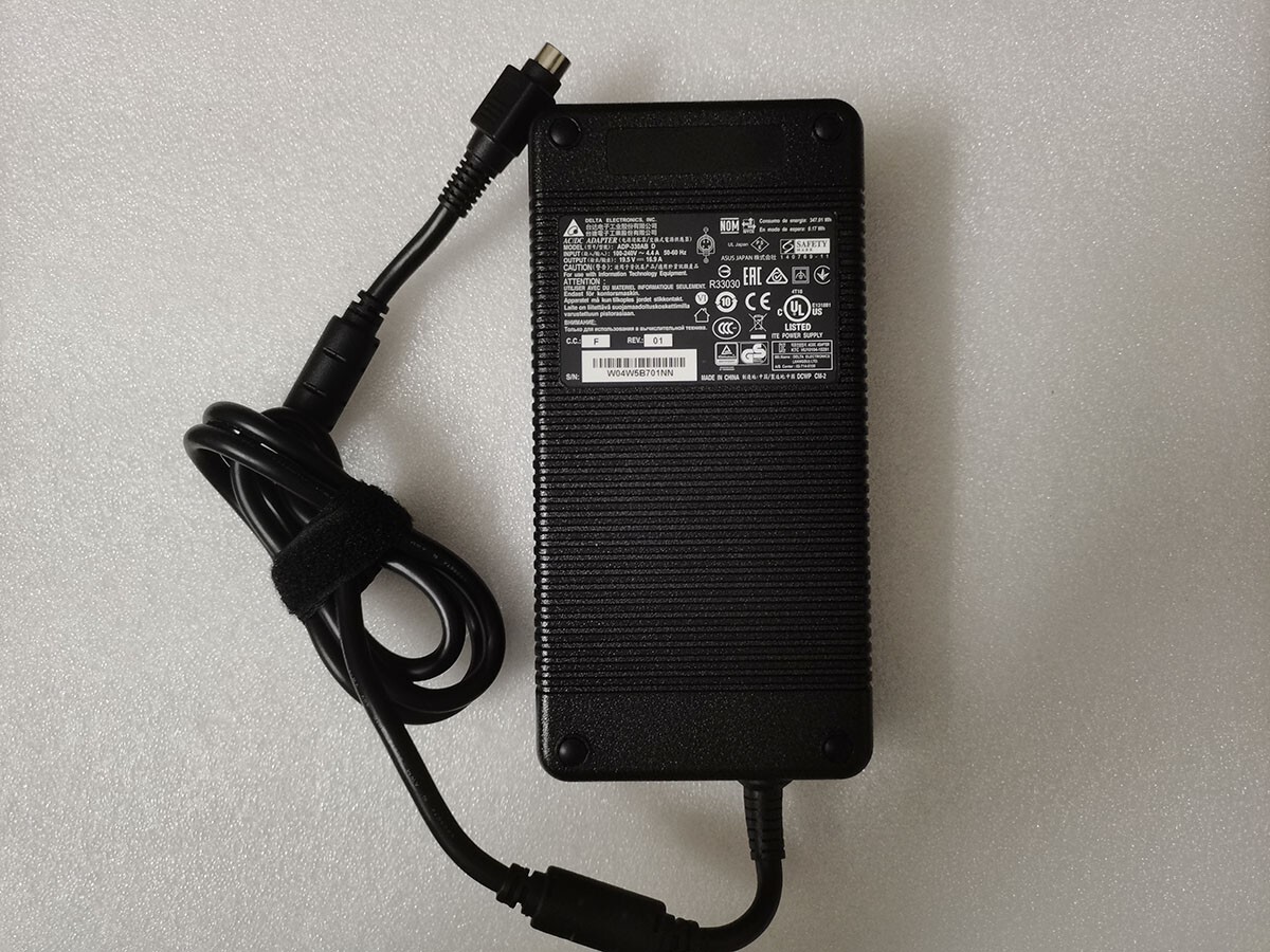 Original 19.5V 16.9A Delta 330W ADP-330AB D For MSI GT83 TITAN 8RG-014US Adapter
