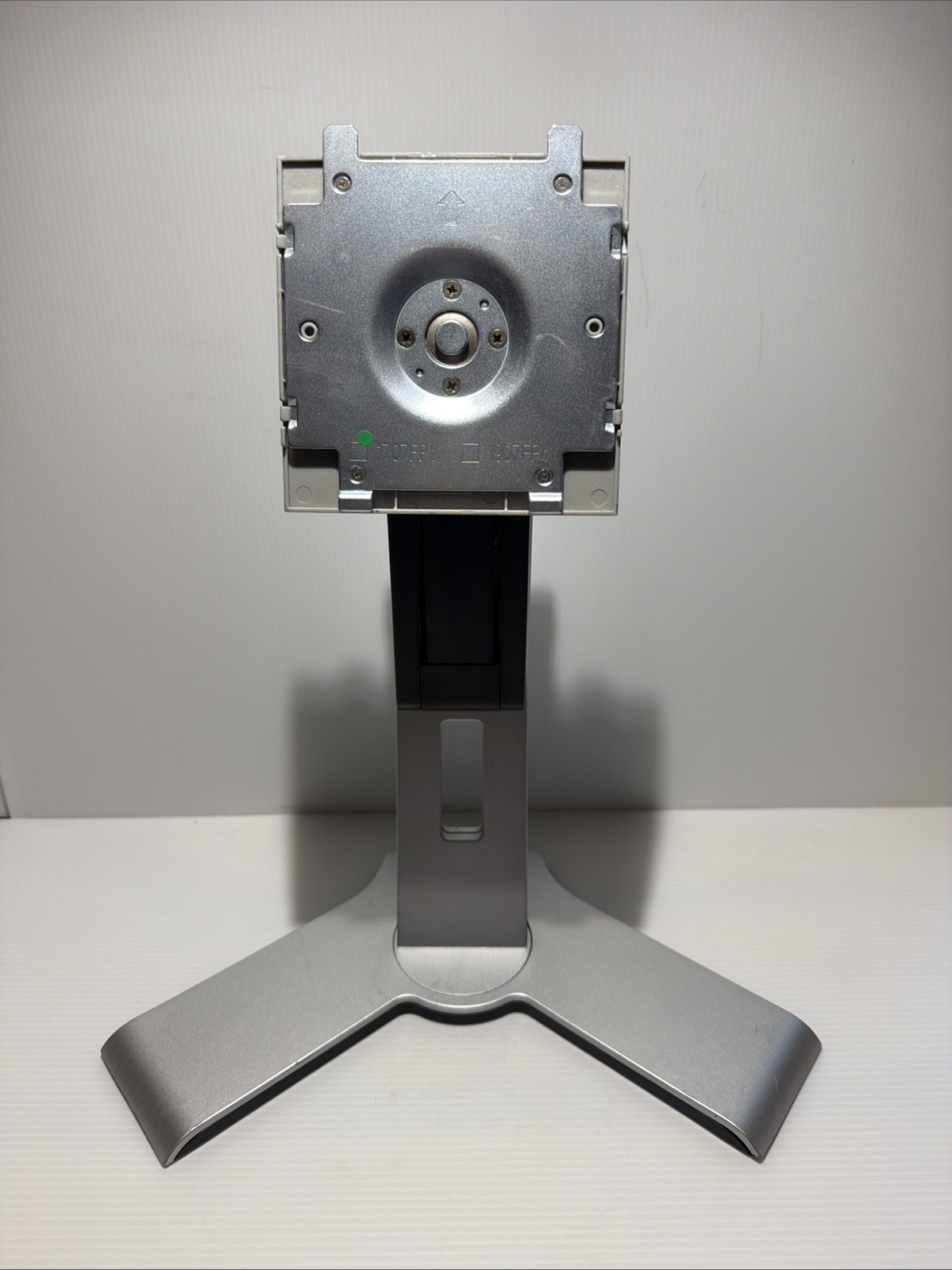 OEM Dell Ultra Height Adjustable Stand 1707fpt 1907fpt