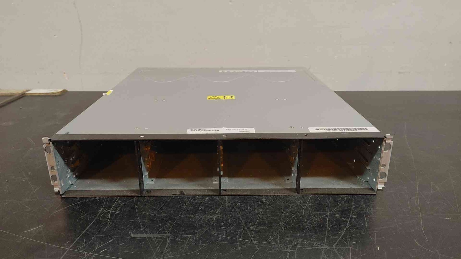 IBM Server 2U Chassis-1(SKU: 110121)