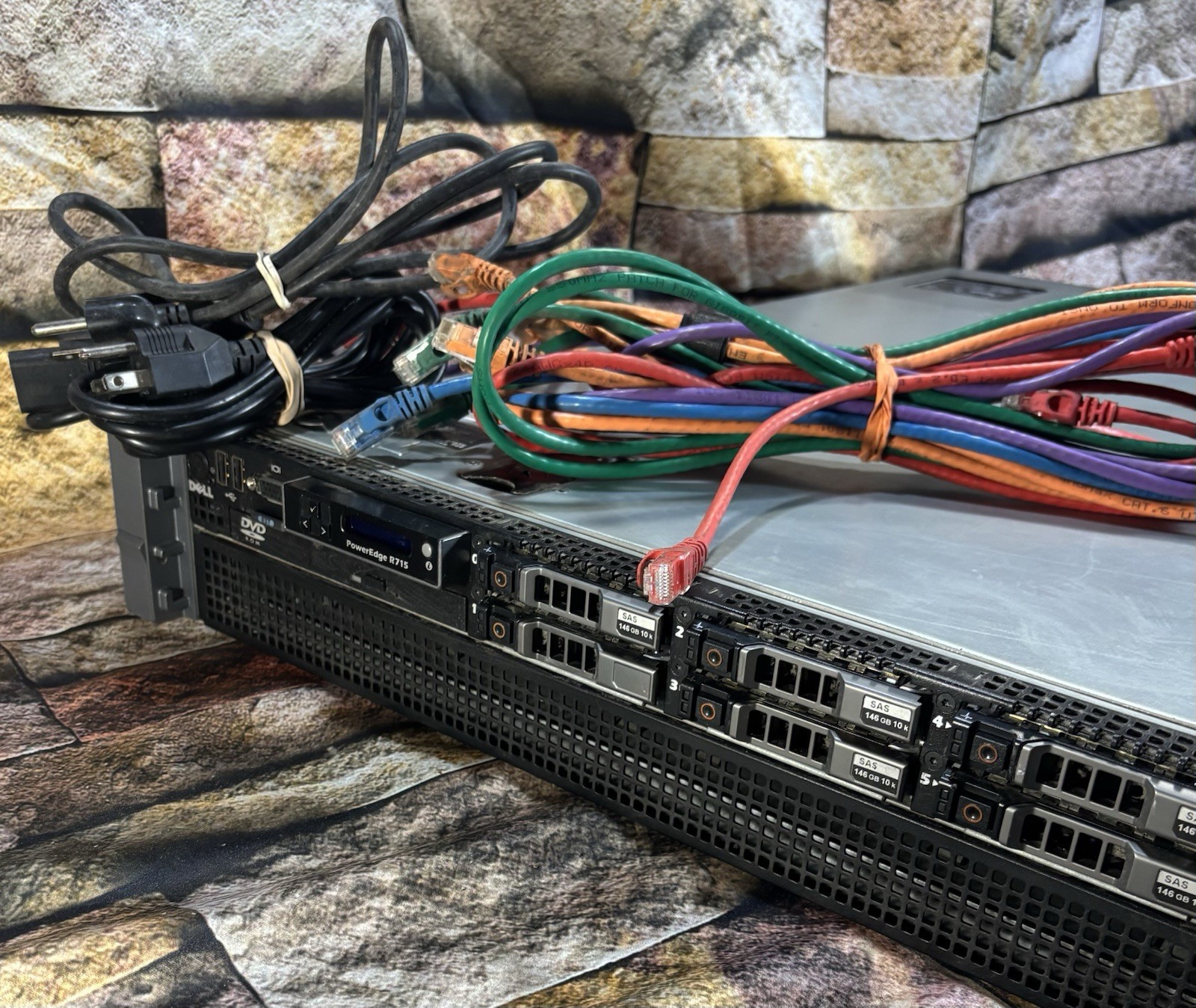 Dell PowerEdge R715 Rack Server|6 Hard Drives|Dual Power Supply|Read description