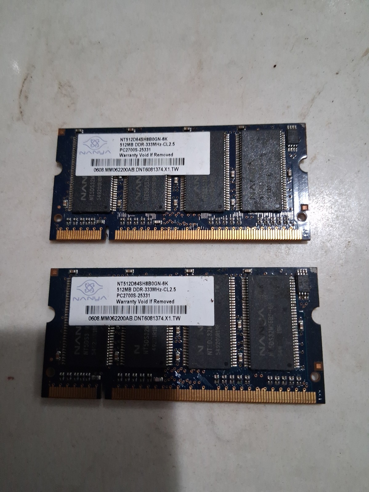 512MB DDR MEMORY 200-pin SO-DIMM PC-2700S 'Nanya NT512D64SH8B0GM-6K