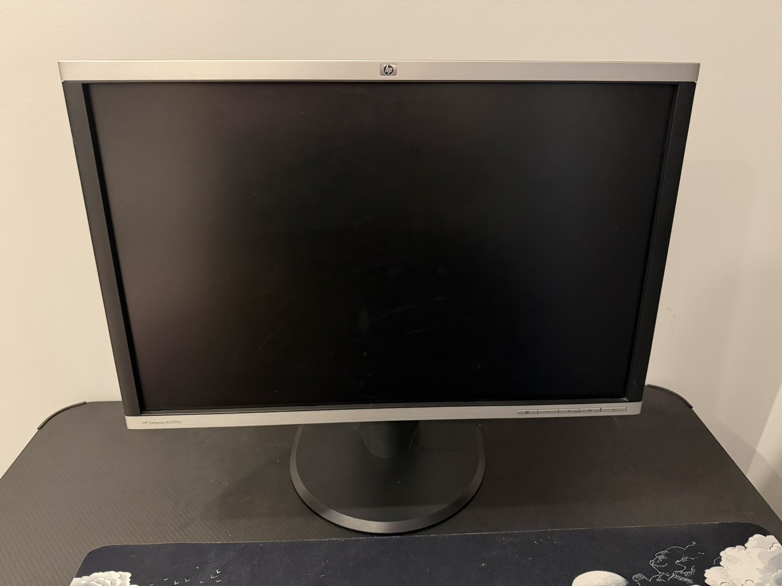 HP Compaq LA2405x 24" FHD Home / Office Monitor DisplayPort DVI VGA USB 1YrWty