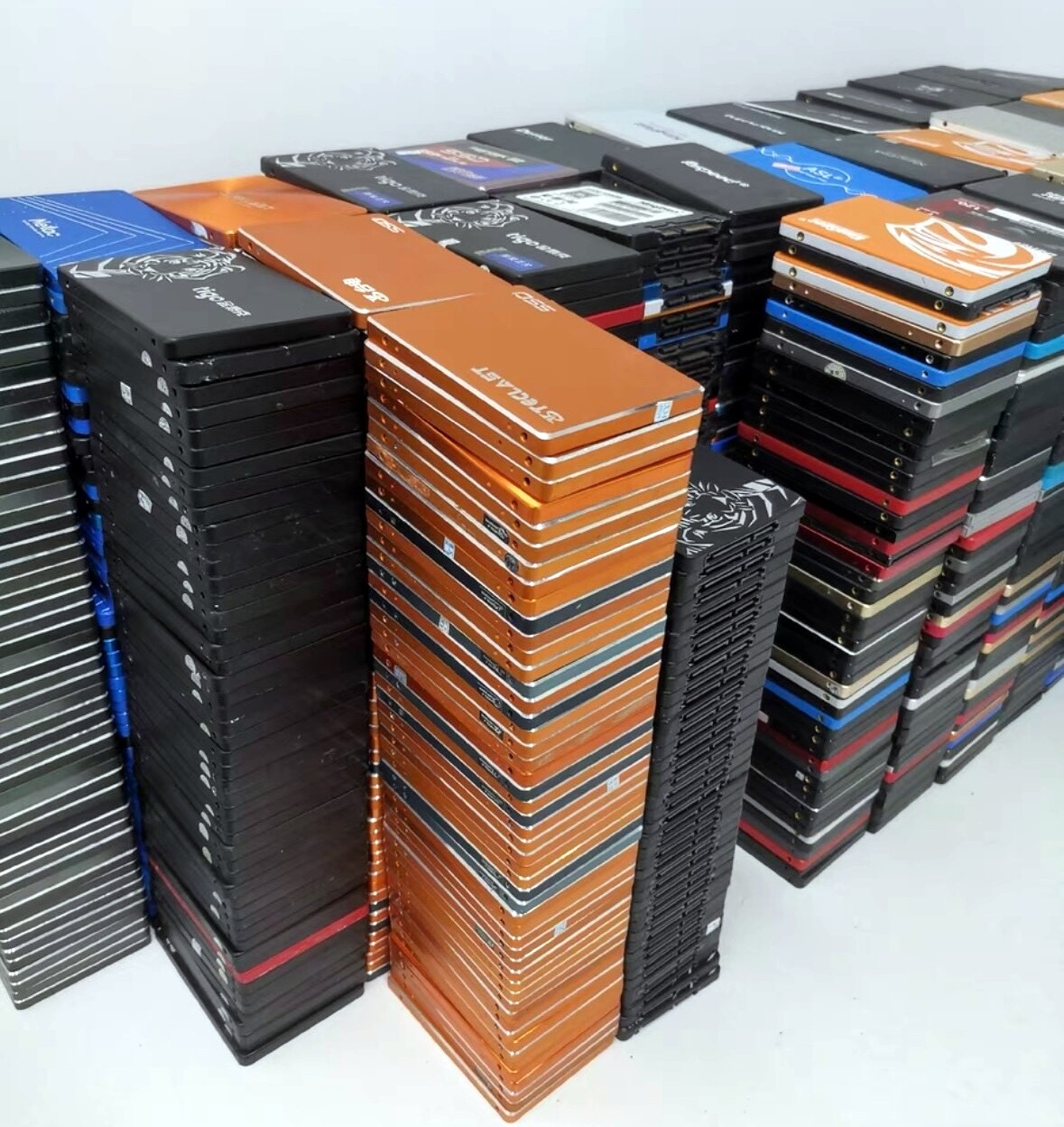Lot Wholesale 2.5" SSD Solid State Drive 120GB 128gb 240GB 256GB 480GB 512GB