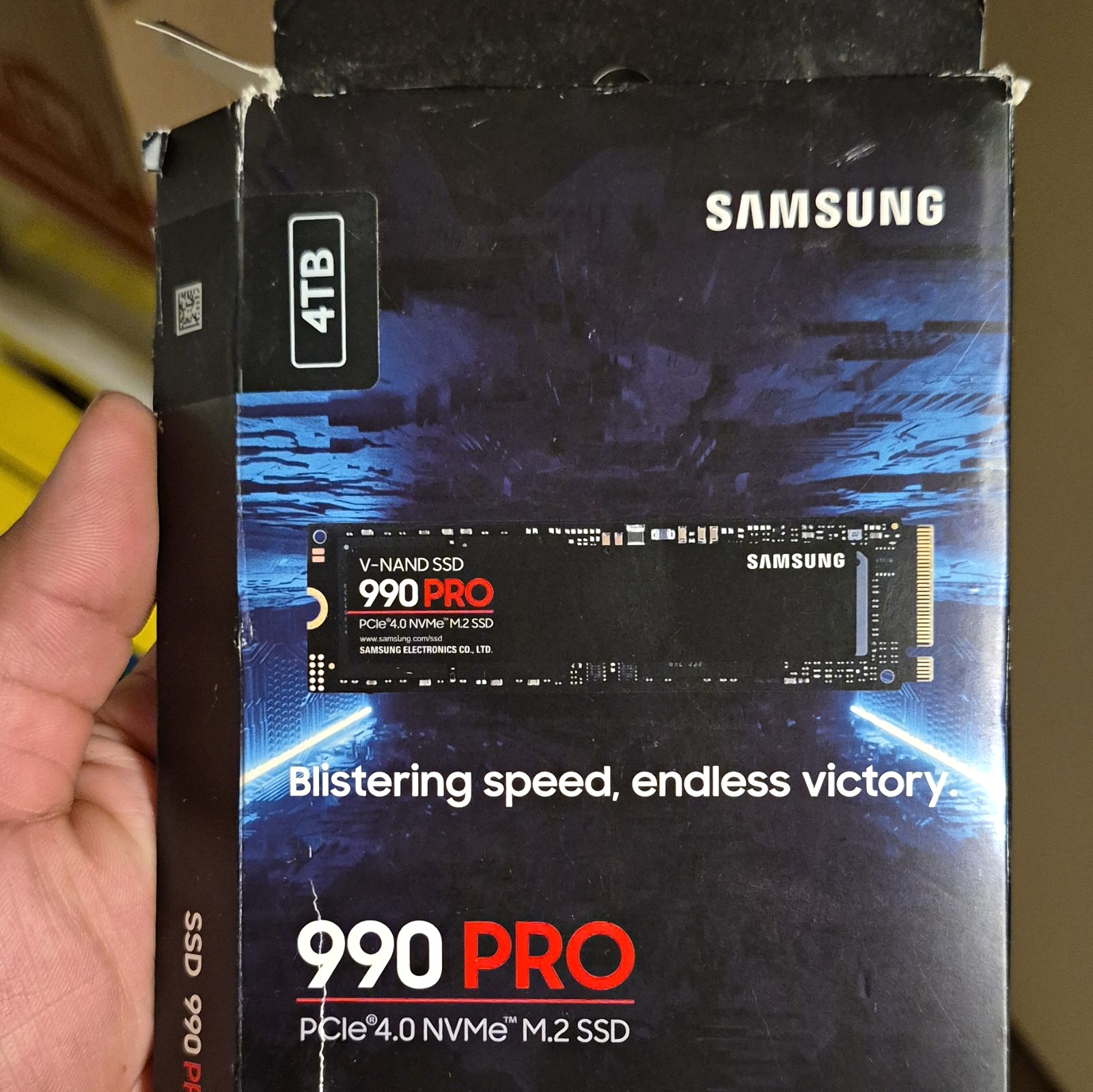 Samsung 990 PRO 4TB PCIe 4.0 NVMe M.2 Internal SSD Black MZ-V9P4T0