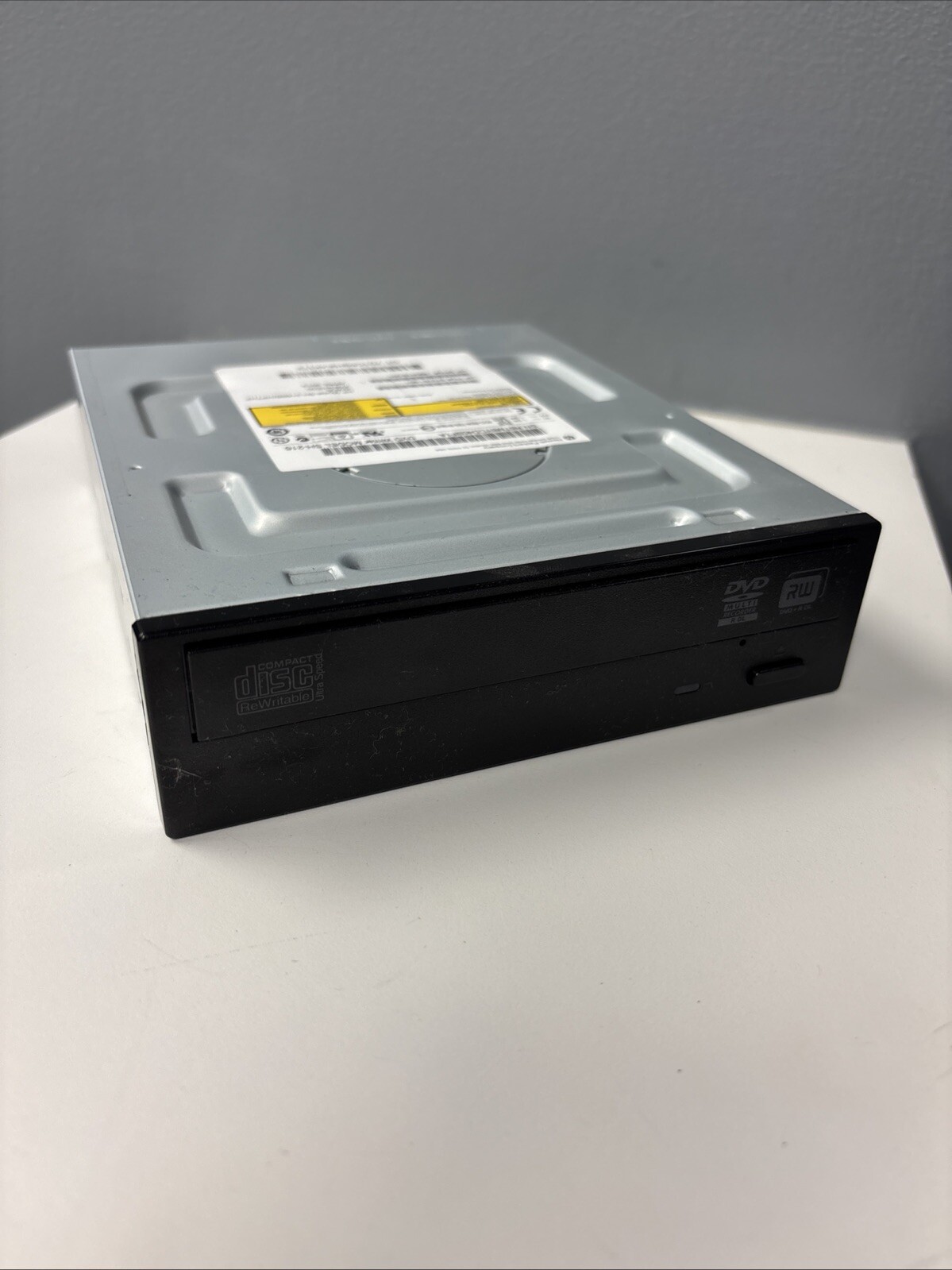 HP DVD Writer Drive for Compaq Pro 6000 Series Tower SATA 575781-801, 690418-001