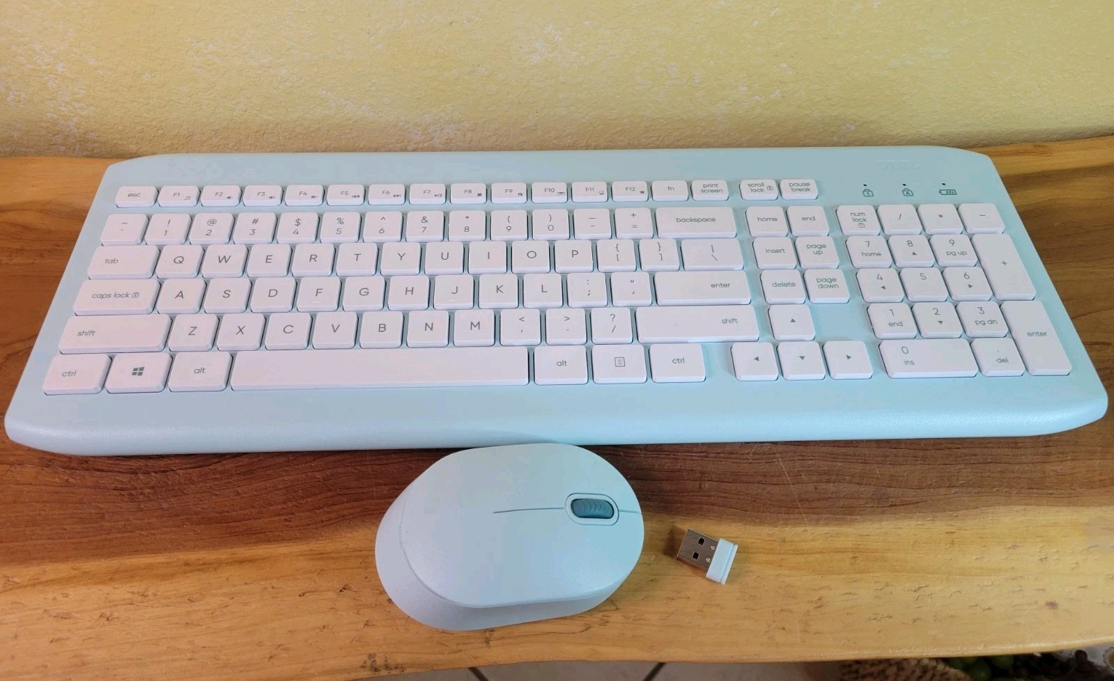 ONN Wireless Keyboard Compact Mouse Dual-Connectivity 2.4 Bluetooth Quiet 
