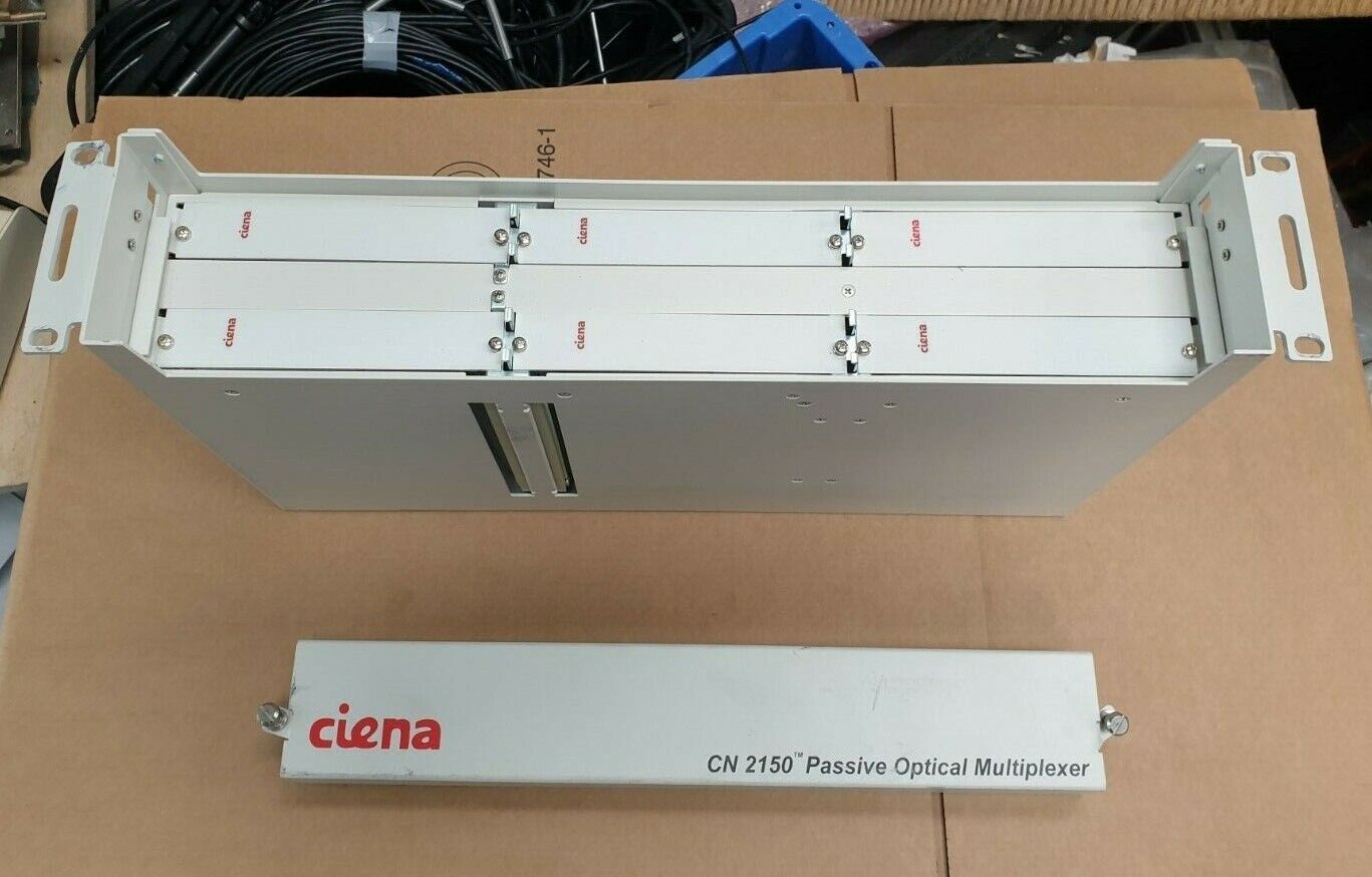 CIENA CN2150 B-967-0001-002 PASSIVE OPTICAL MULTIPLEXER CHASSIS (R2S3.7)