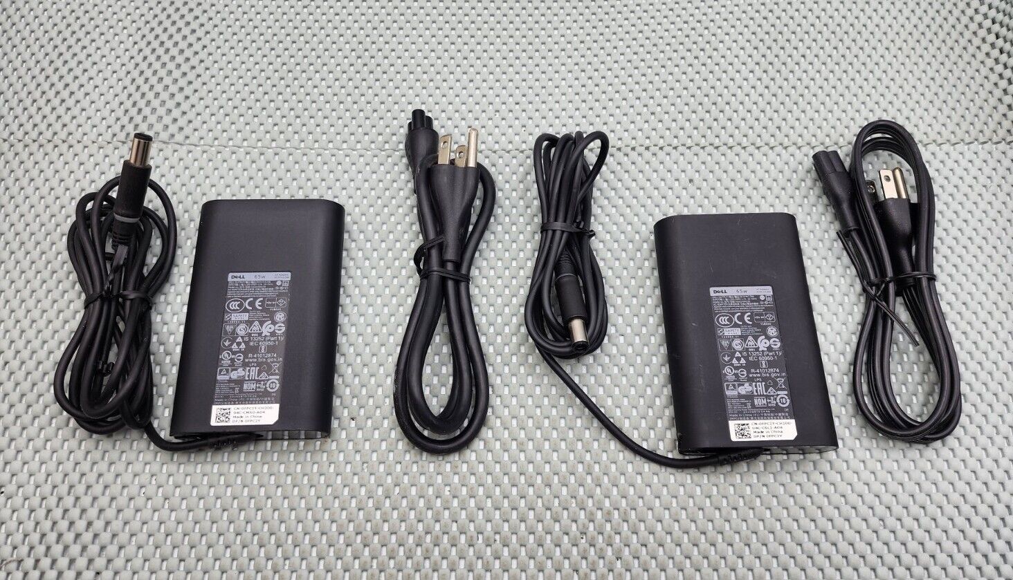 LOT OF 2 Dell 65W 19.5V DP/N 0FPC2Y AC Power Adapter Charger Set Latitude 0G4X7T