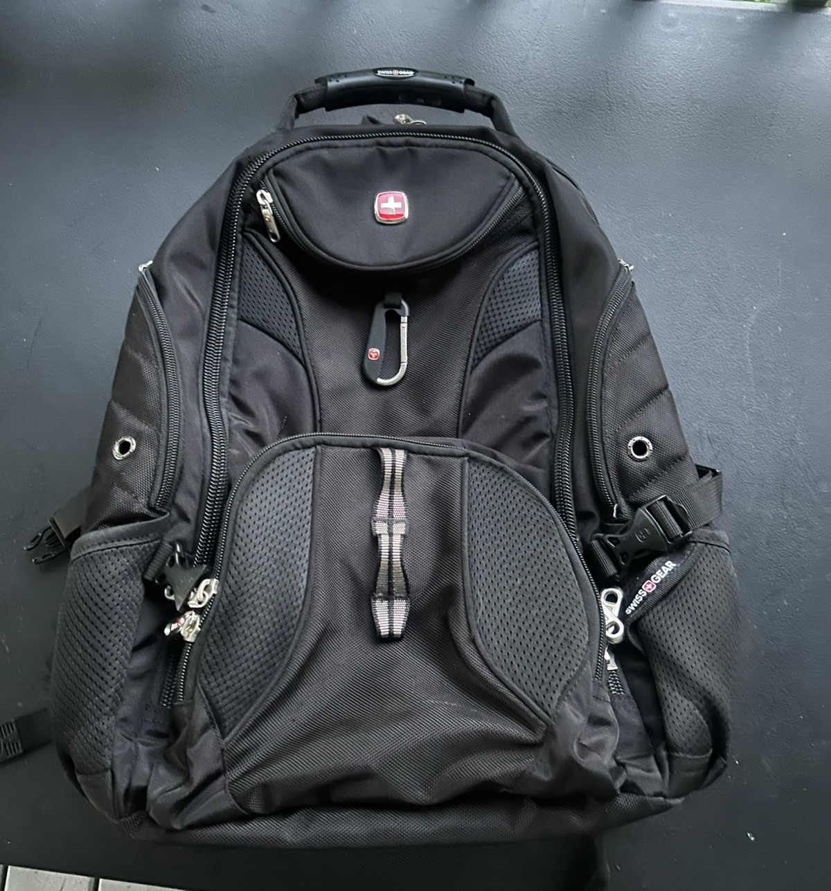 SwissGear 1900 ScanSmart Tech Laptop Backpack Black TSA Friendly Travel Bag