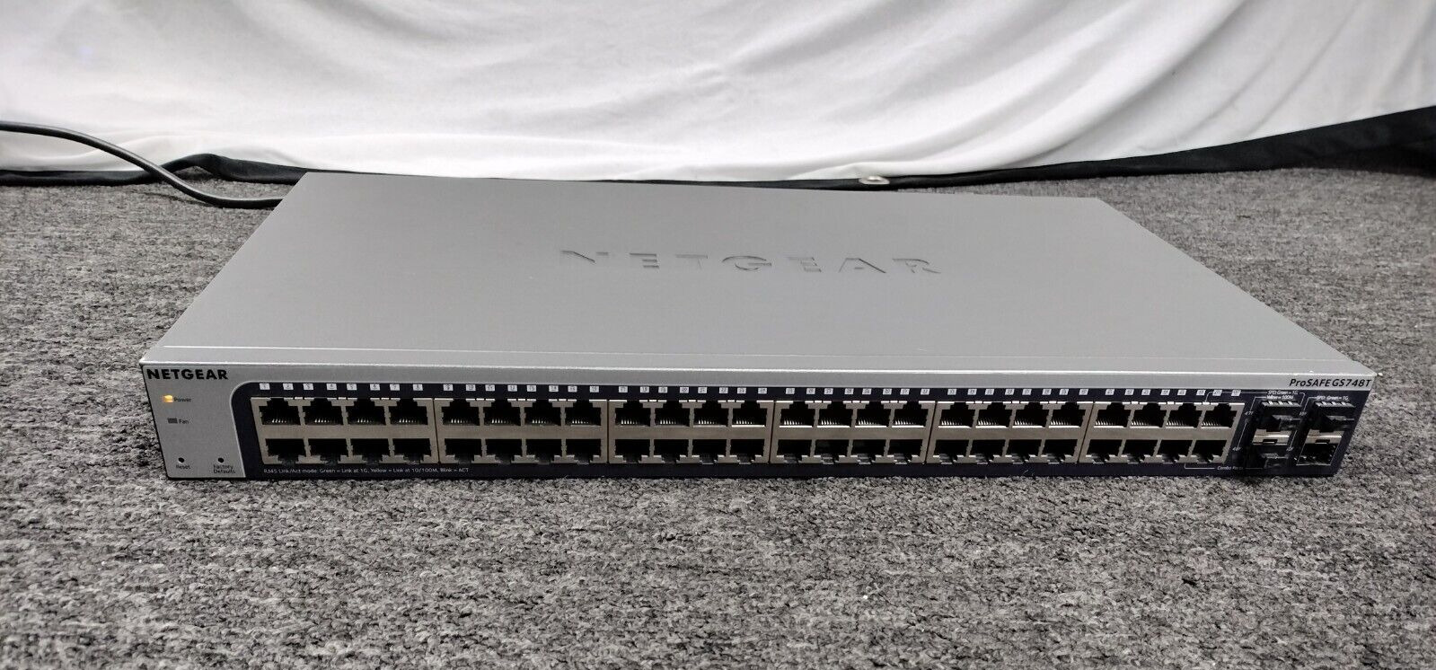 Netgear ProSafe GS748T V5 48-Port Gigabit Ethernet Smart Switch
