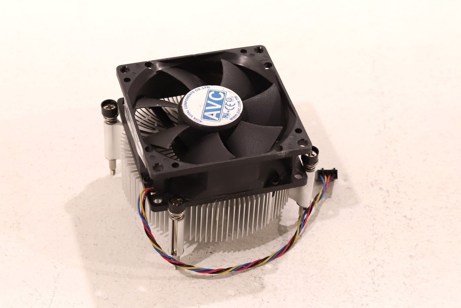Lenovo ThinkServer TS460 Passive CPU Cooling Fan with Heatsink FRU P/N: 00HV956