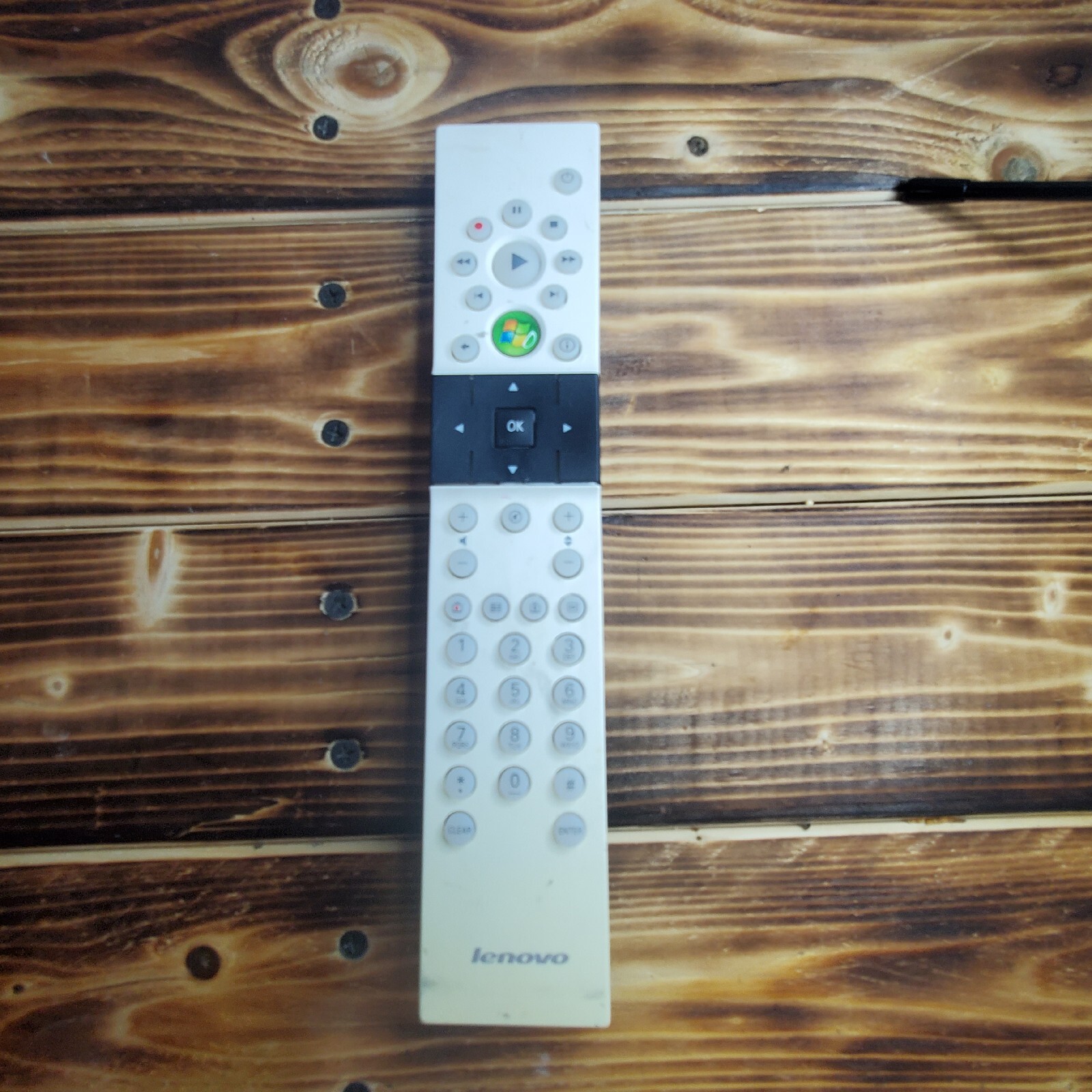 Lenovo Microsoft MCE Remote Control for Windows XP / Vista / 7 RC1974013 Works
