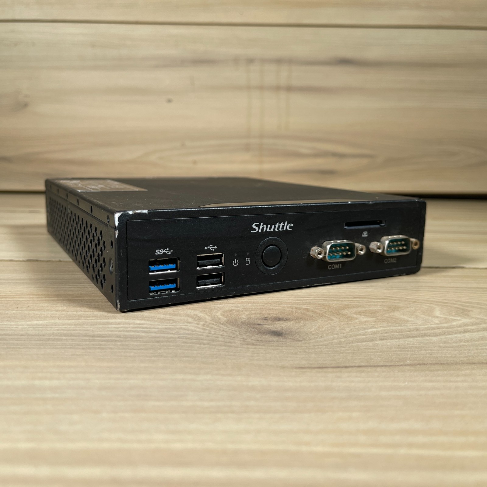 Shuttle DS67U Fanless Slim Mini PC Black Intel Celeron 3855U 4K Media Player