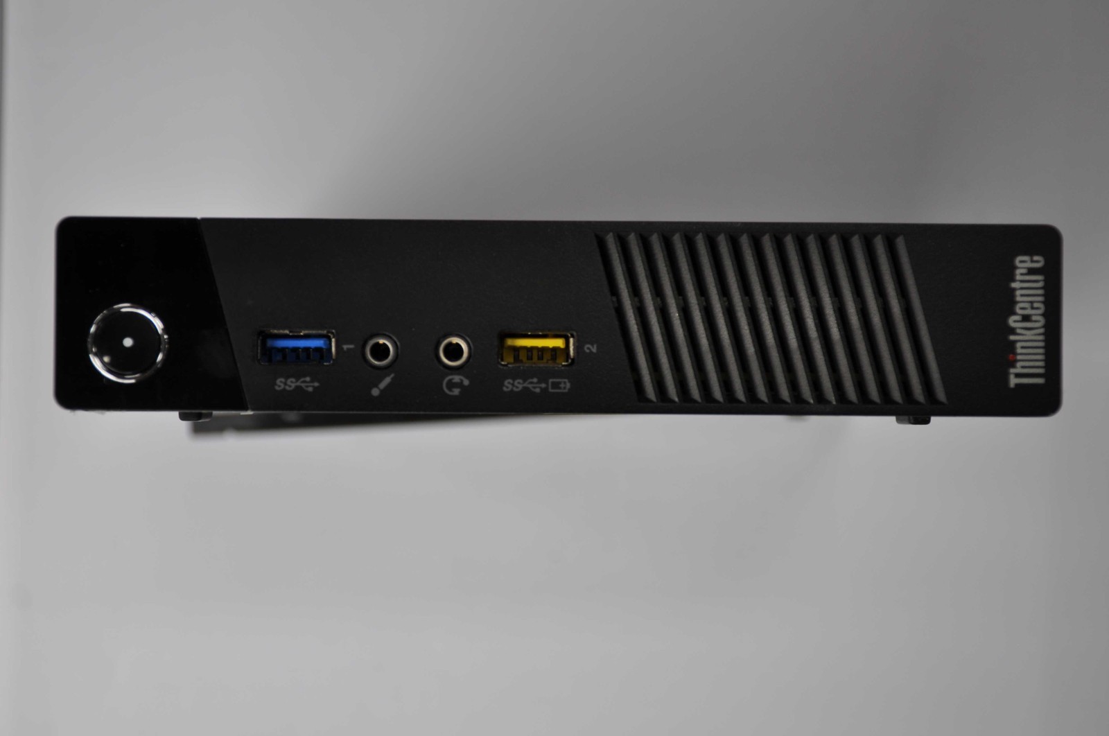 LENOVO M73 Desktop (ThinkCentre) - Type 10AX intel G3220/ SS USED THINKCENTRE-M7