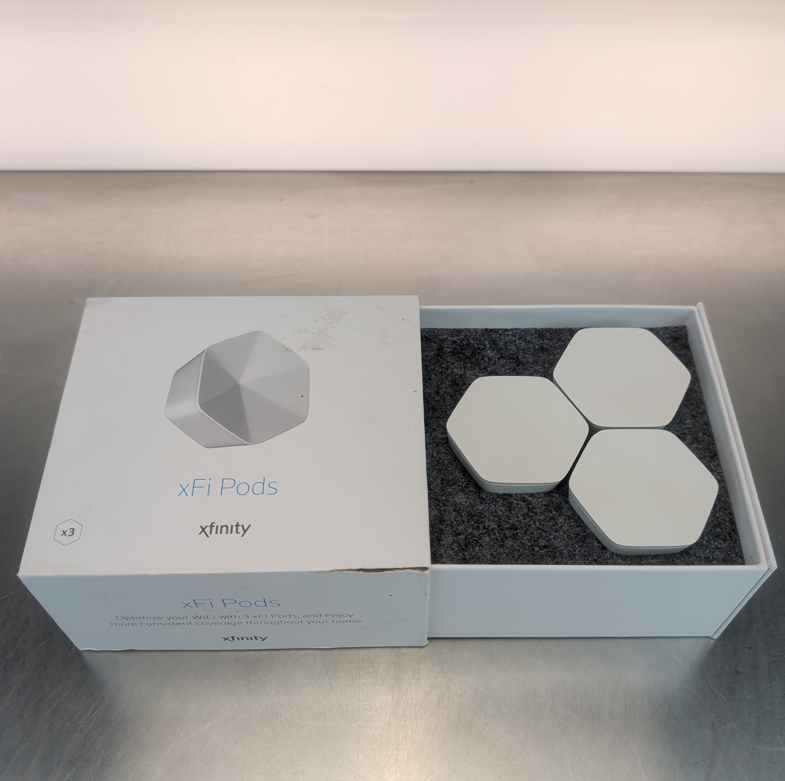 Xfinity xFi Pods WiFi Network Range Extender 1st Generation XE1-S (Set Of 3)