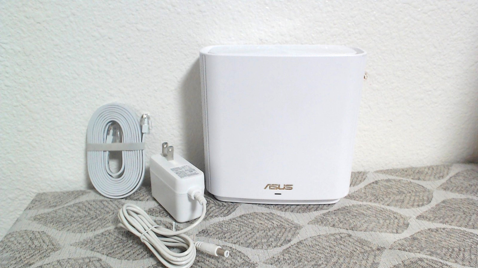 ASUS ZenWiFi XT9 AX7800 Tri-Band WiFi  Router (1 Pack)