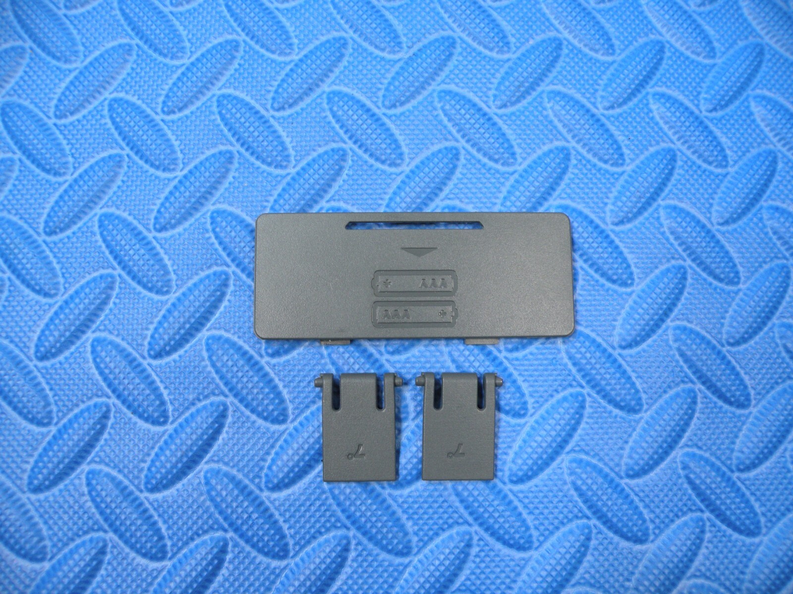 Genuine OEM Logitech K330/MK330 Keyboard Tilt Leg/Battery Cover *Replacement*