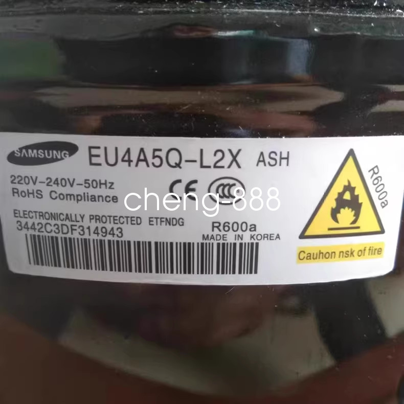 1PCS Brand new original Samsung refrigerator compressor EU4A5Q-L2X  FedEx or DHL