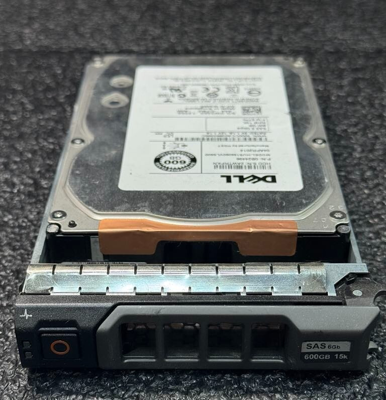 Dell W348K HUS156060VLS600 0B24496 600GB 15K RPM 16MB Cache 6Gb/s SAS 3.5" HDD