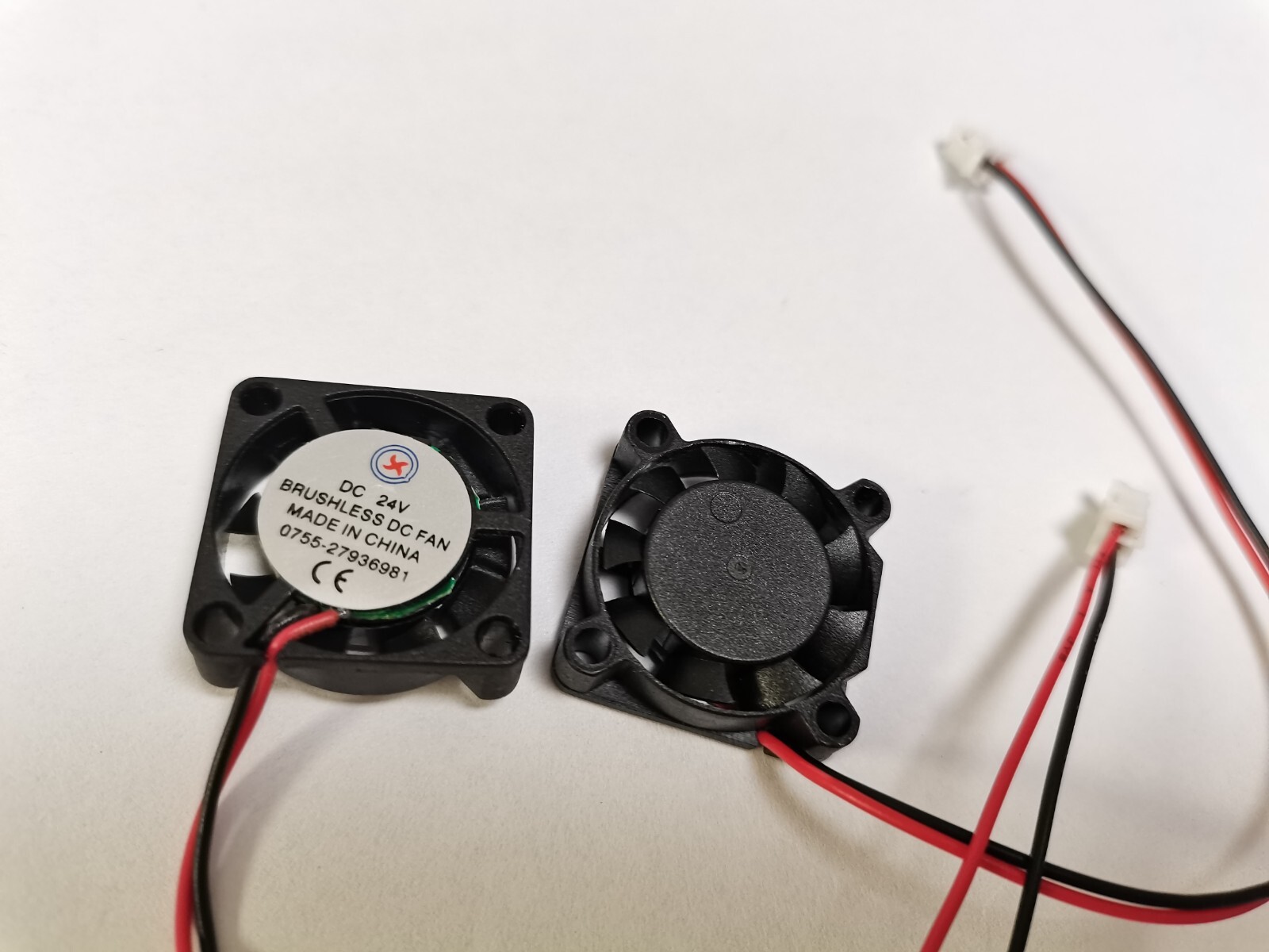 2 pcs Brushless DC Cooling Fan 5 Blade 24V 2507S 25x25x7mm 2Wire Sleeve Bearing