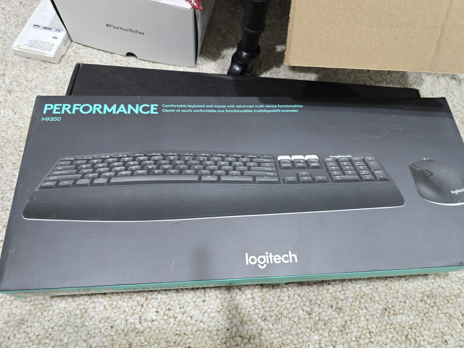 Logitech 920-008219-PB-RC MK850 Wireless Keyboard &  Mouse - Black